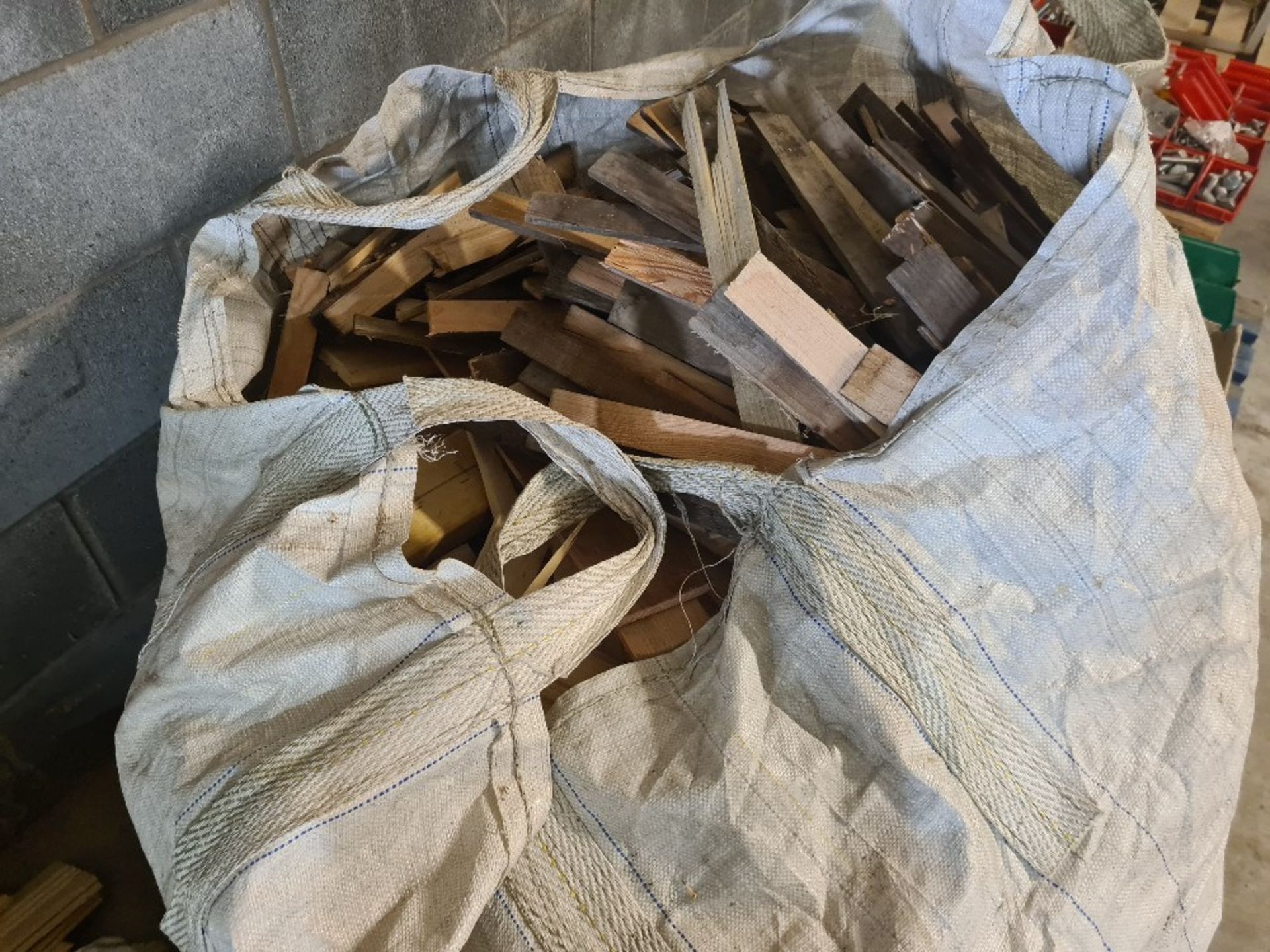 6 x dumpy bags of timber offcuts / firewood. NO VAT. - Image 6 of 6