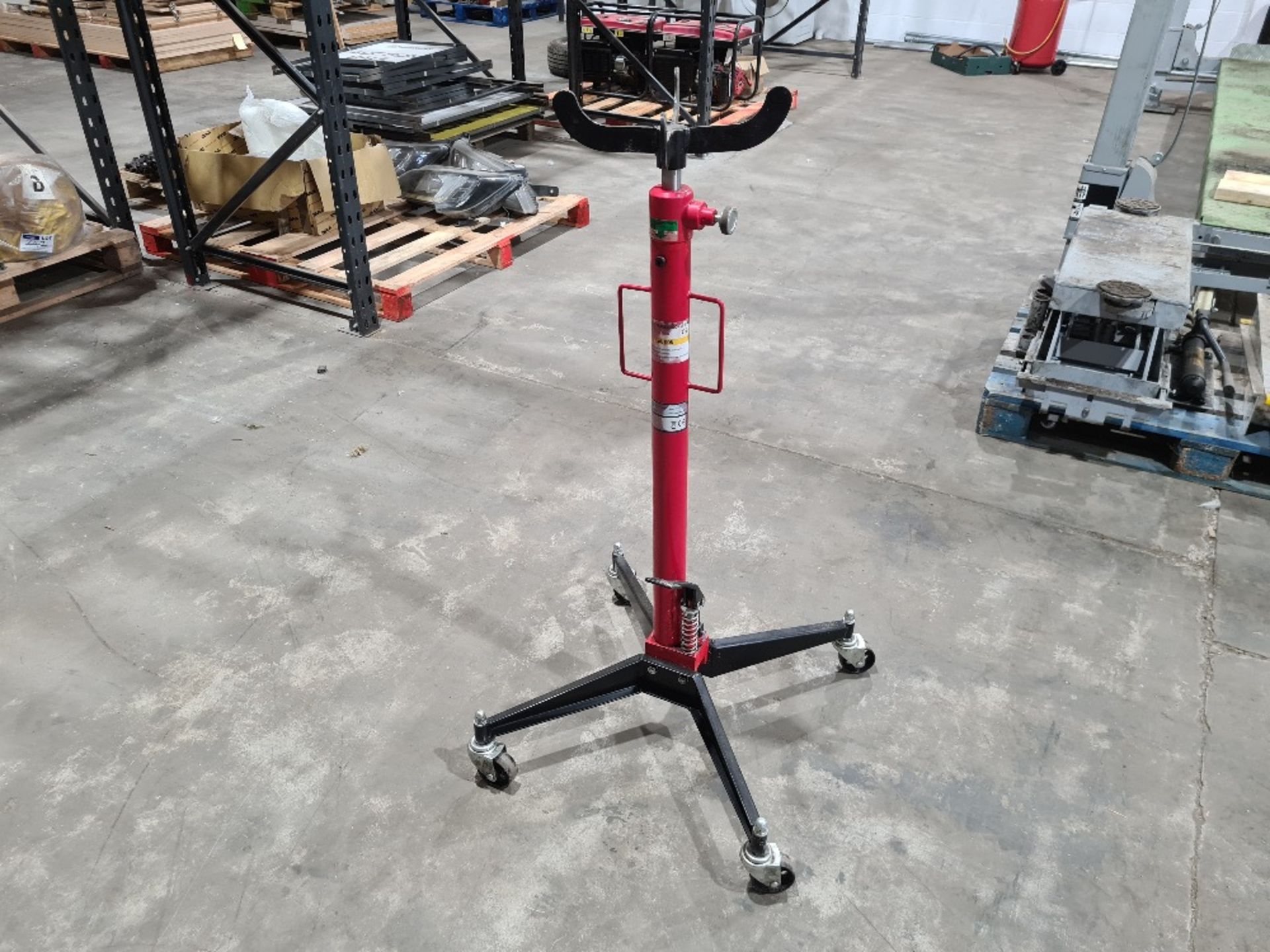 Hydraulic axle stand. - Image 2 of 2