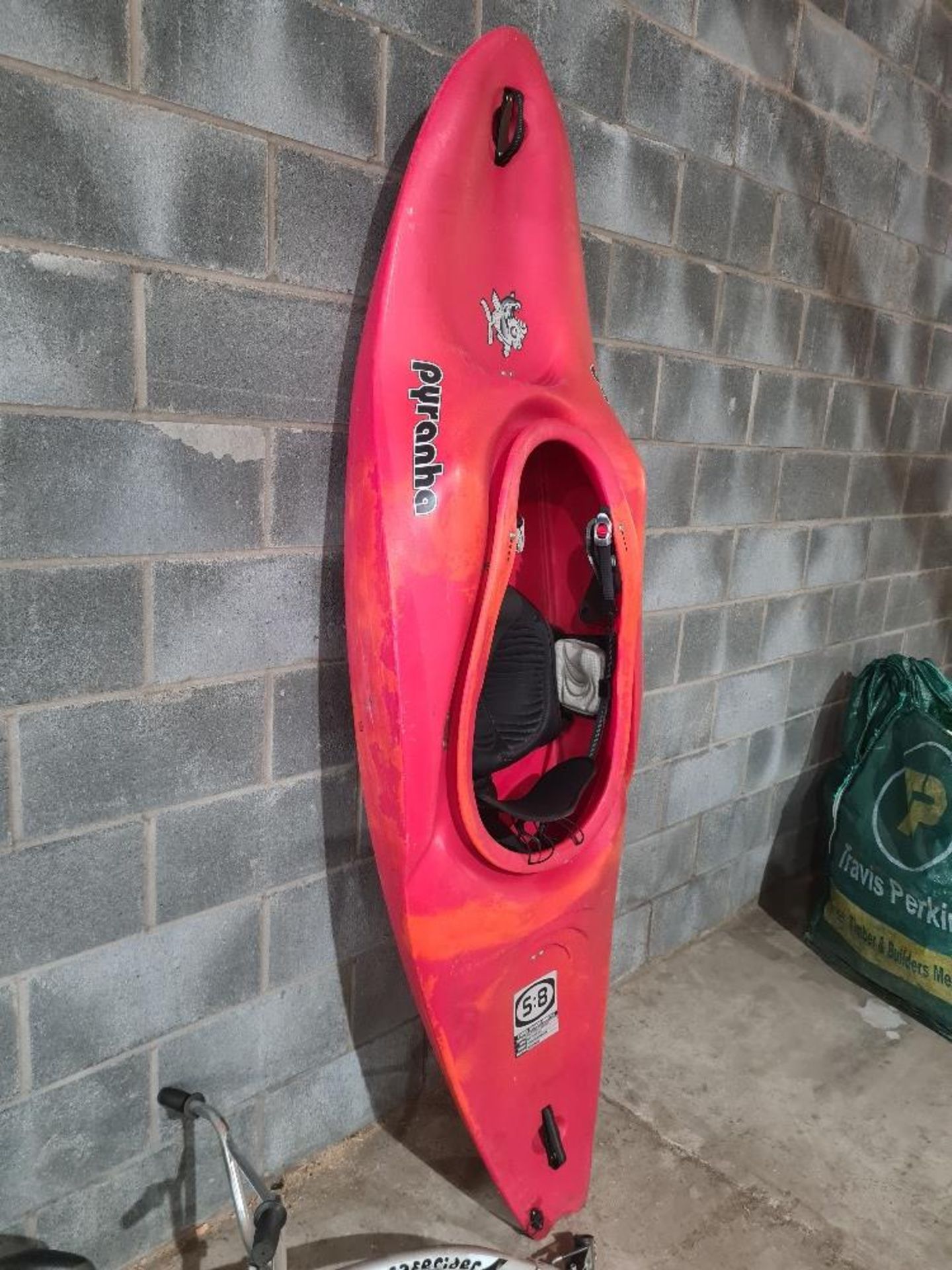 Pyranha S:8 kayak. NO VAT. - Image 2 of 2