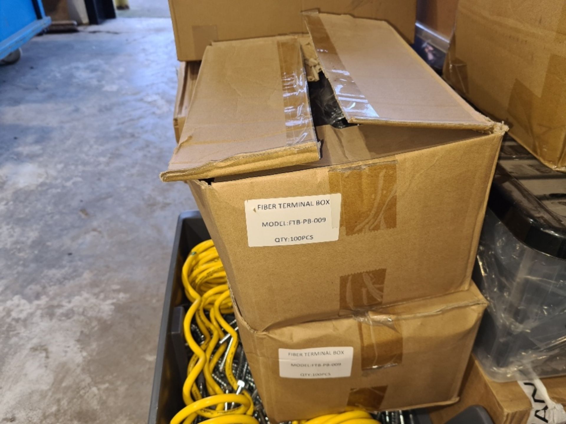 Pallet of assorted and telecomms parts and galv coach screws. - Image 11 of 15