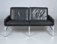 Zweisitzersofa FK 6722 Verchromter