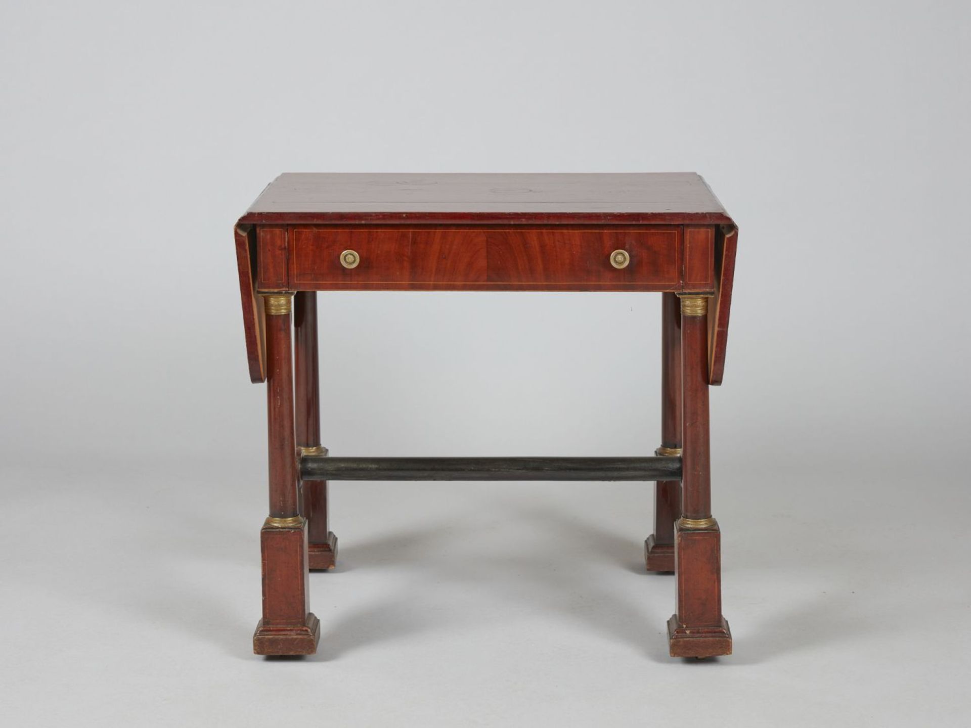 Biedermeier-Beistelltisch Mahagoni. - Image 2 of 6