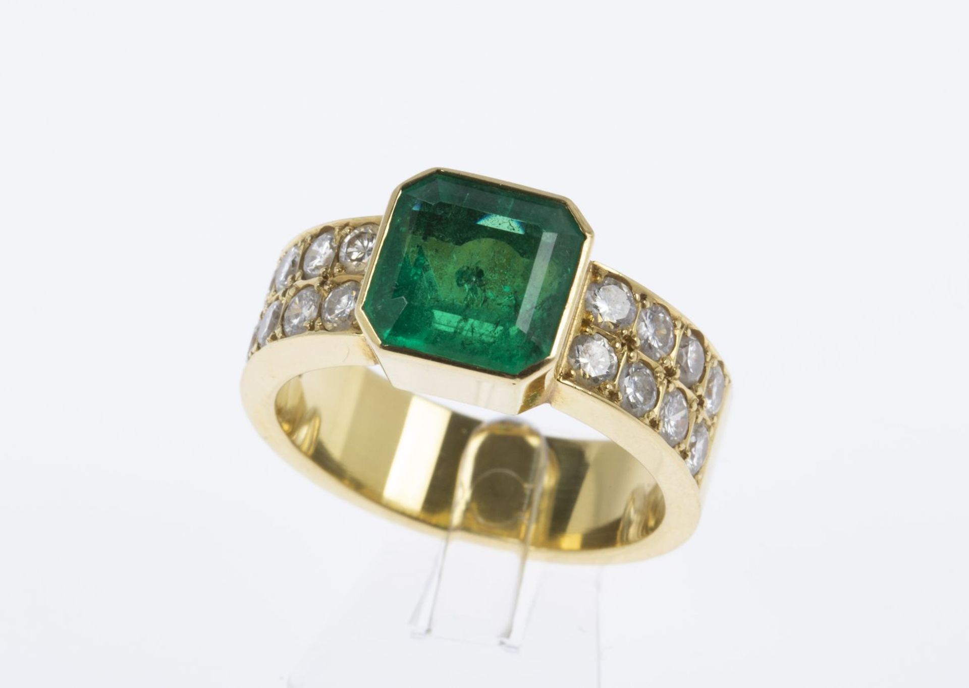 Feiner Smaragd-Brillant-Ring Gelbgold - Bild 4 aus 5