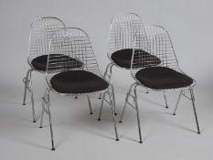 Satz von 4 Wire Chairs DKX Verchromtes