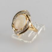 Opal-Diamant-Ring Gelbgold und