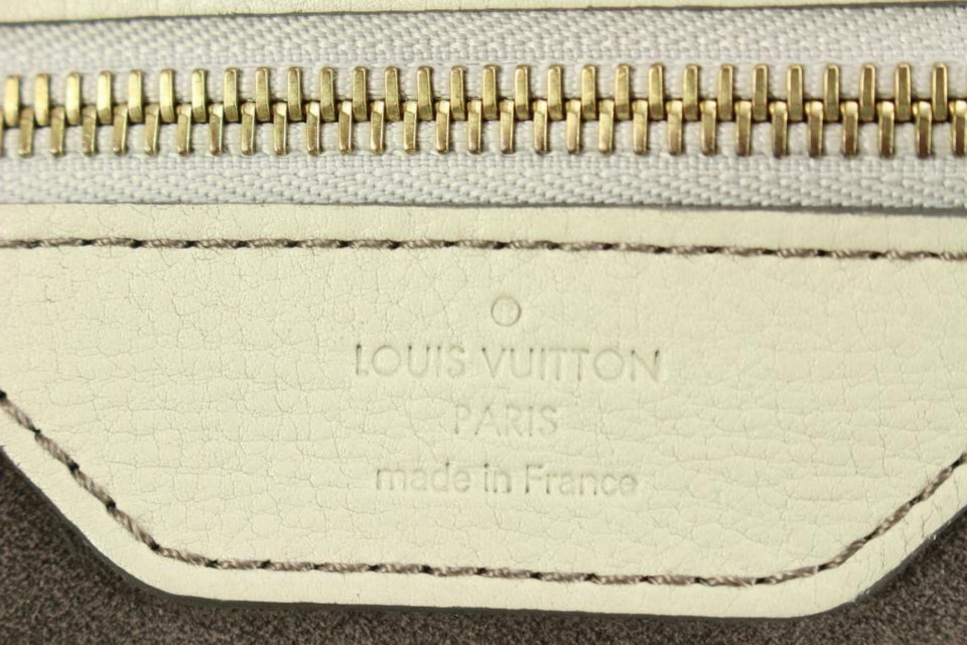 LOUIS VUITTON LIGHT BEIGE SAND MONOGRAM LEATHER MAHINA XL HOBO BAG - Bild 10 aus 12