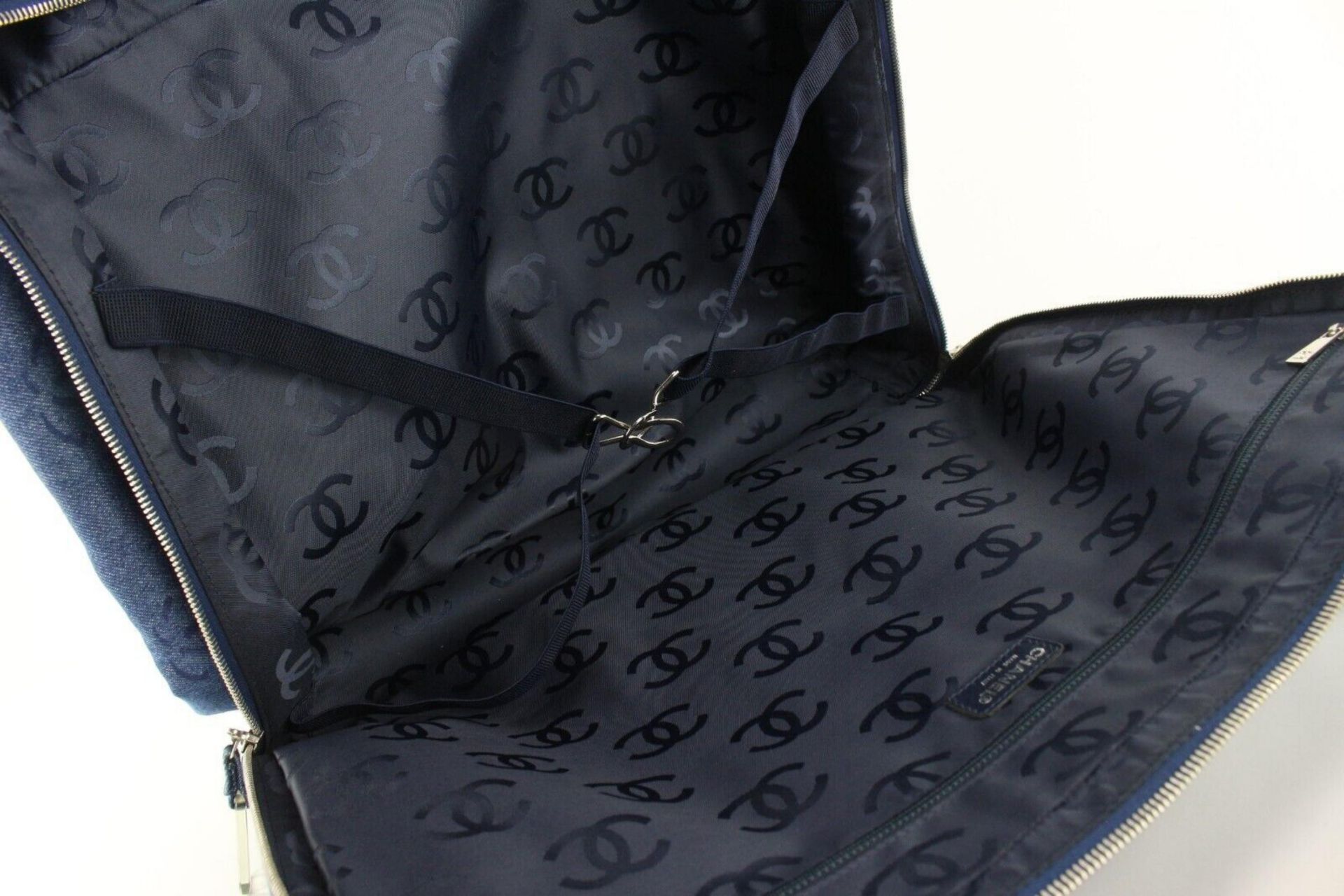 CHANEL JUMBO CC LOGO ALL OVER DENIM BRIEFCASE WORK SUITCASE - Image 10 of 11