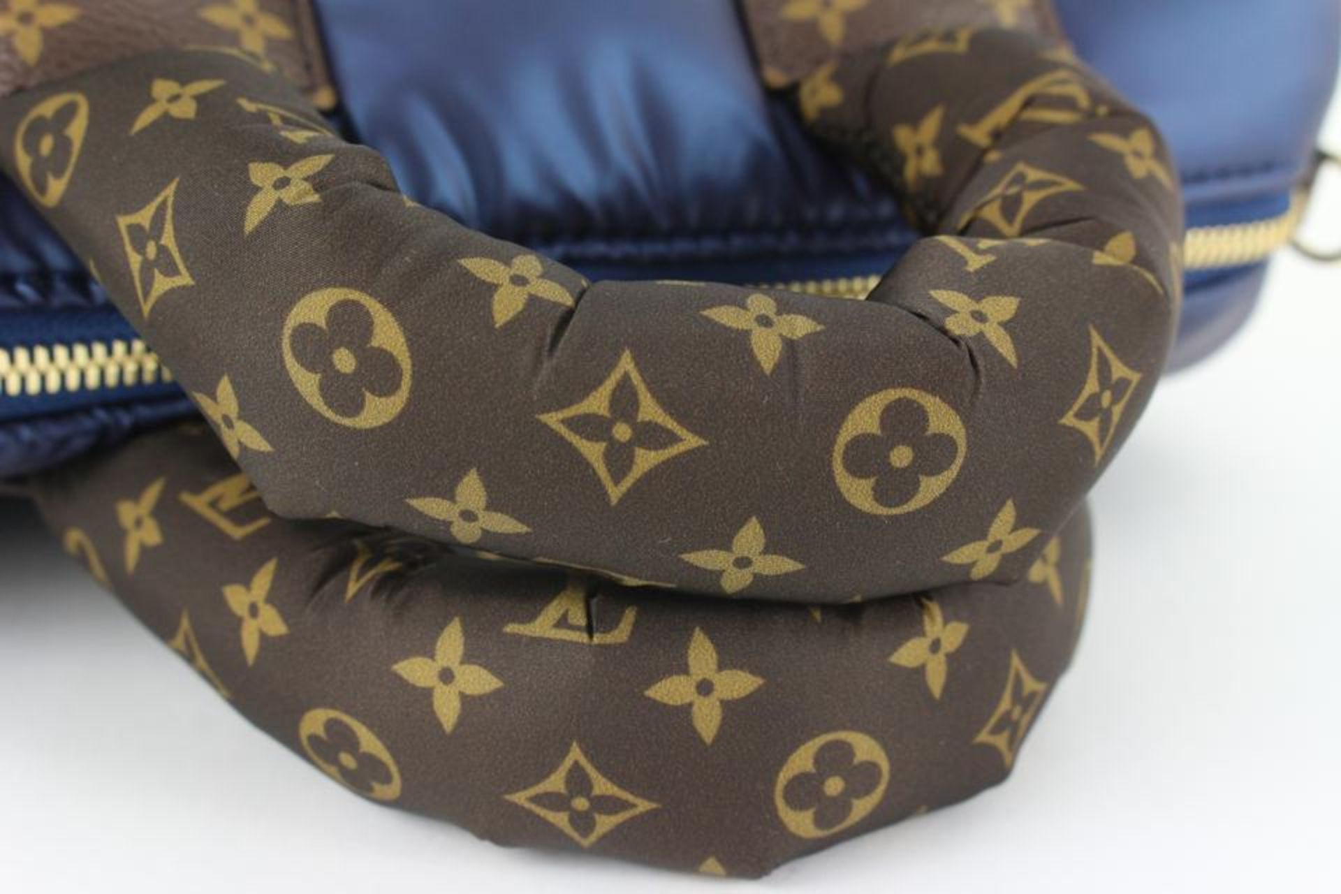 LOUIS VUITTON 2023 NAVY MONOGRAM PUFFER PILLOW SPEEDY 25 BANDOULIERE - Bild 8 aus 11