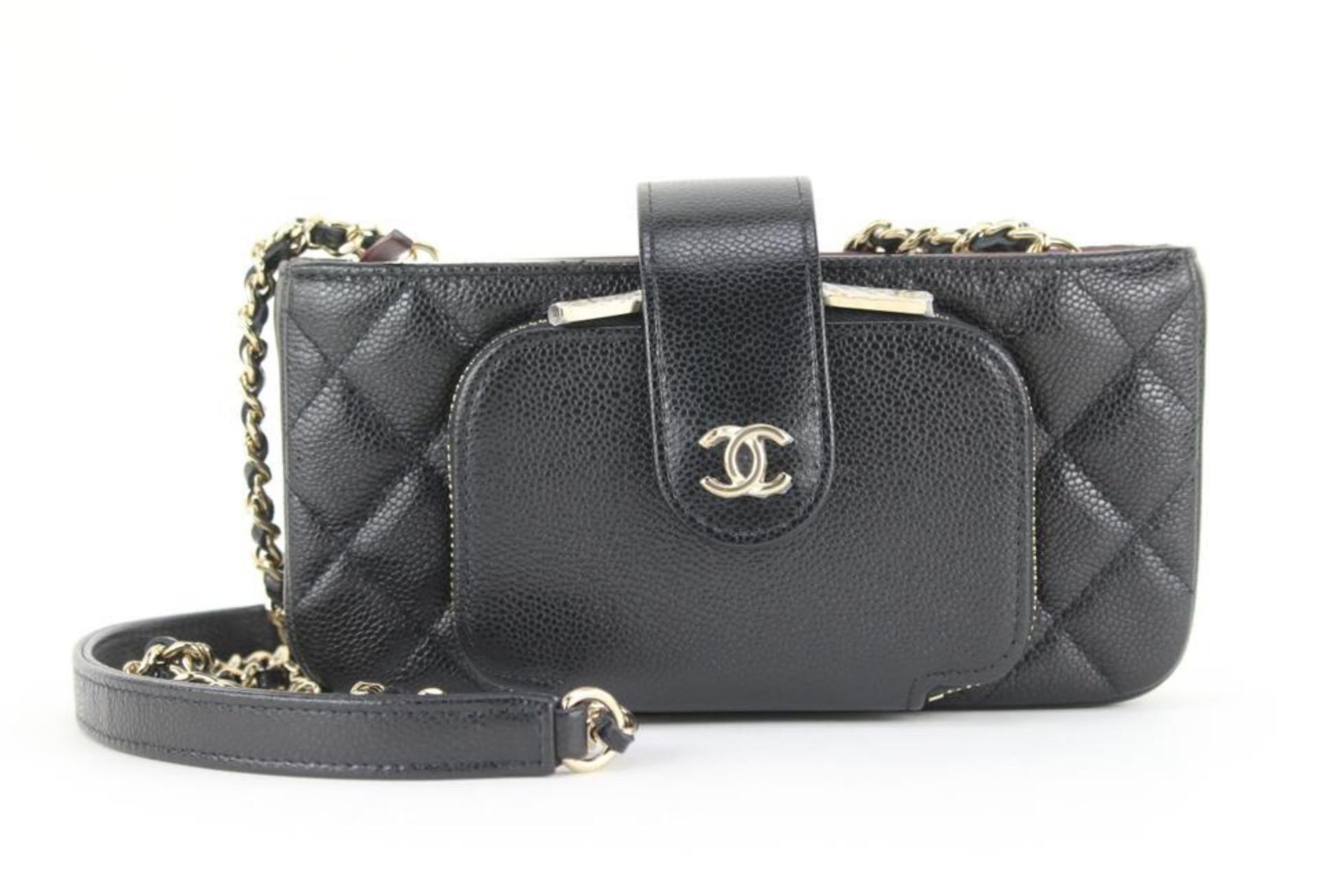 CHANEL BLACK QUILTED CAVIAR PHONE HOLDER WALLET ON CHAIN CASE - Bild 2 aus 11