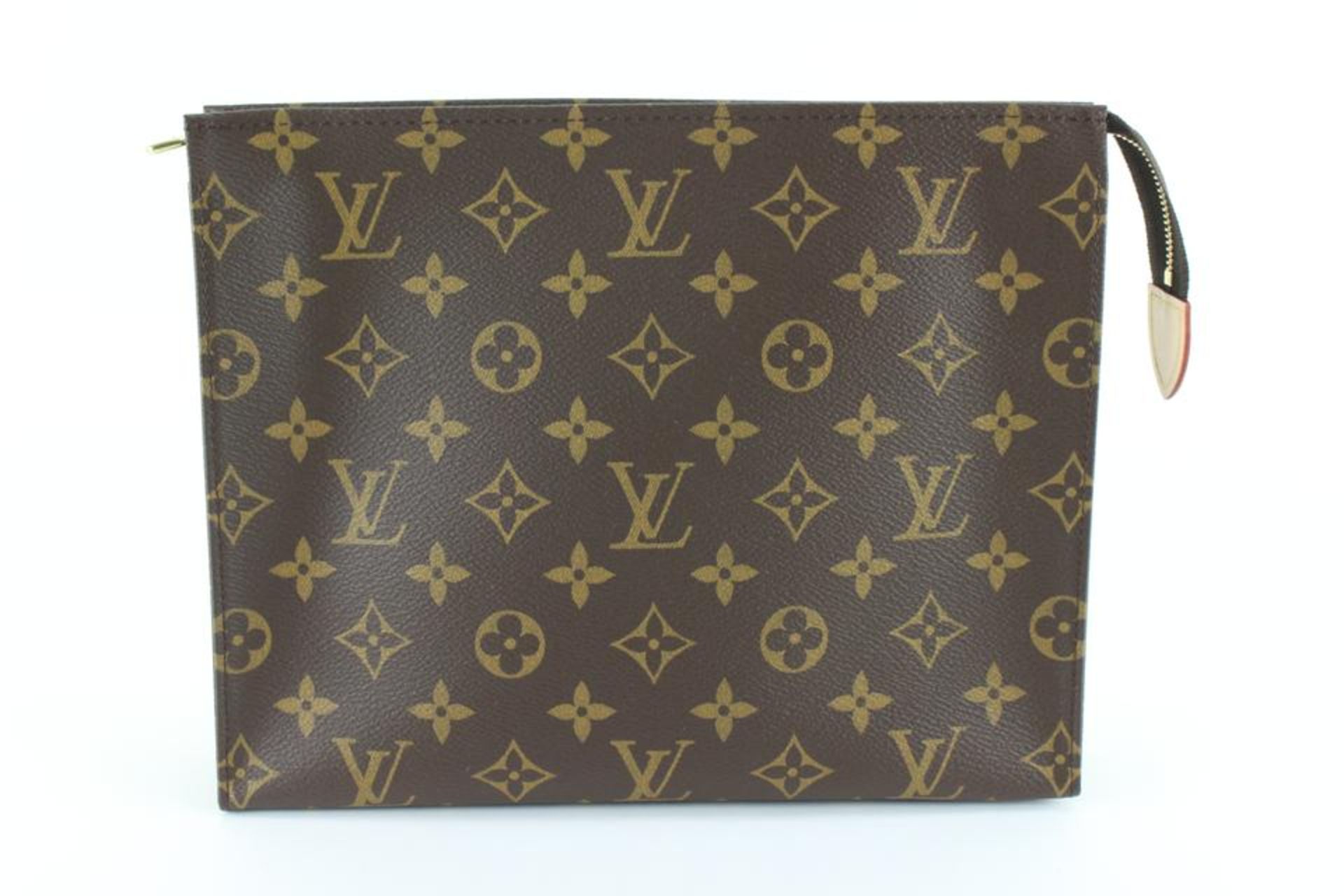 LOUIS VUITTON MONOGRAM TOILETRY POUCH 26 POCHE TOILETTE