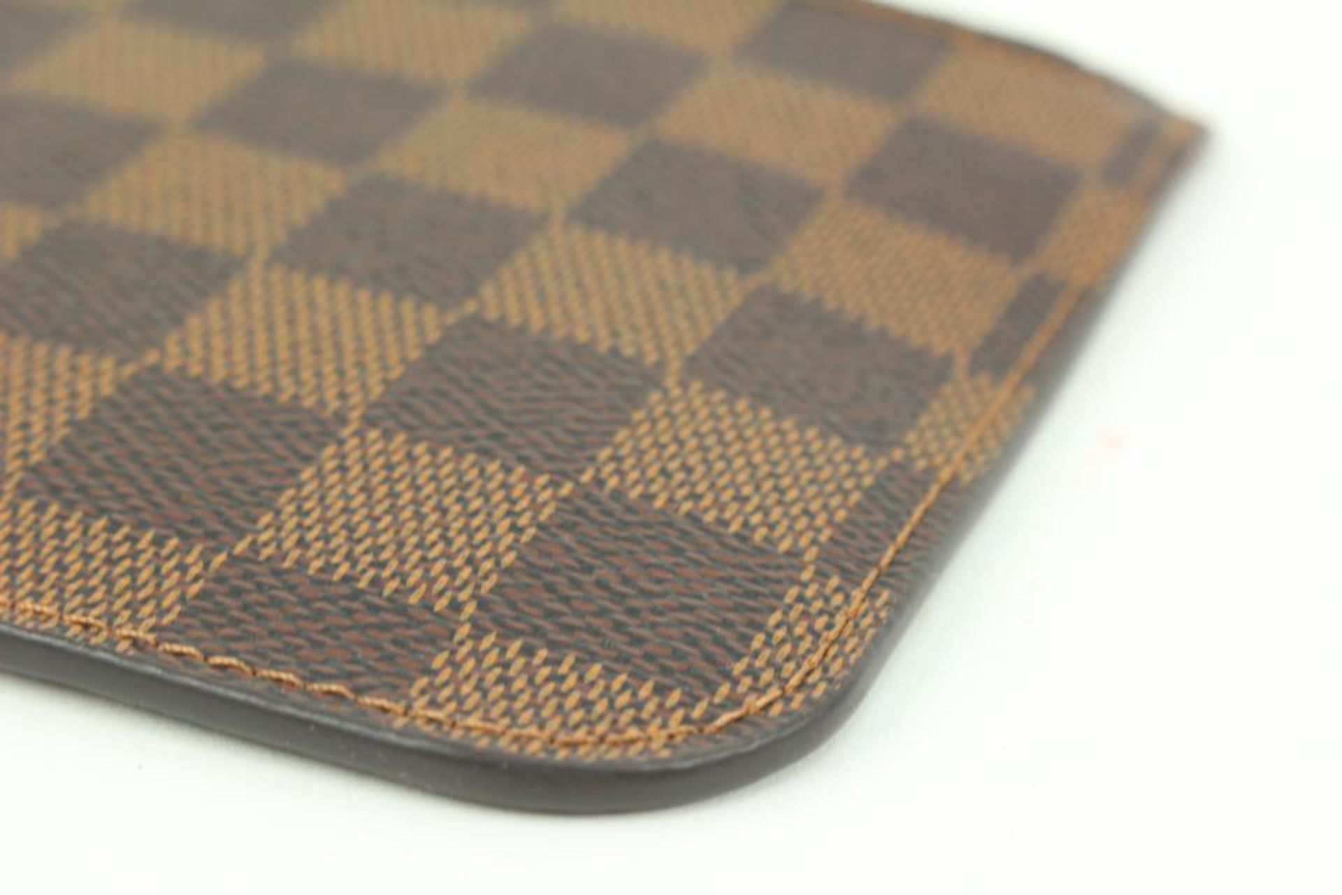 LOUIS VUITTON SMALL DAMIER EBENE NEVERFULL POCHETTE PM WRISTLET POUCH - Image 3 of 11