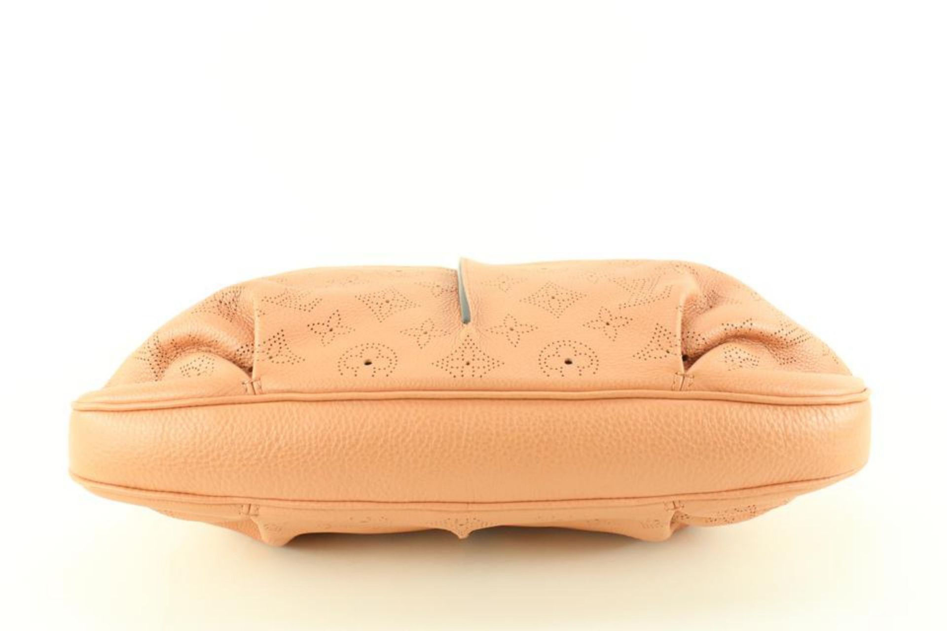 LOUIS VUITTON PINK MAHINA LEATHER SELENE PM 2WAY BAG - Image 7 of 12