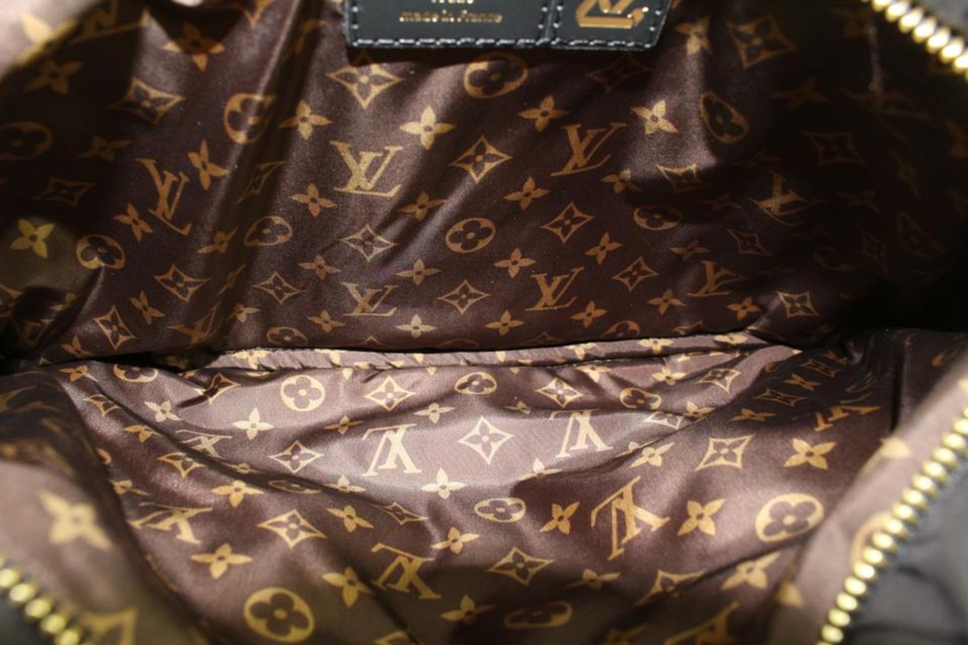 LOUIS VUITTON BLACK X FUCHSIA PUFFY MONOGRAM PILLOW MULTI POCHETTE MAXI BAG - Image 3 of 11