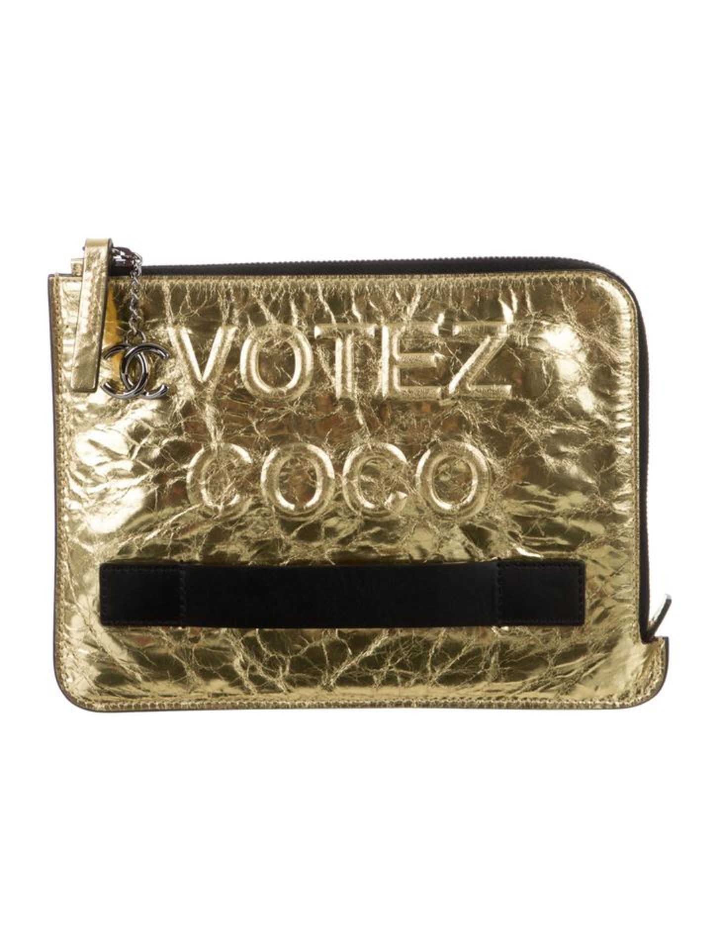 CHANEL VOTEZ COCO GOLD O-CASE ZIP CLUTCH