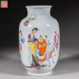 Lin Chi Cheng Xiang style pastel porcelain vase from Qing dynasty