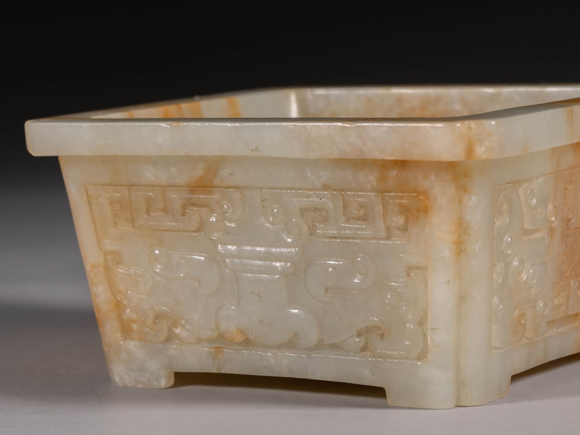 Hetian jade stove from Ming dynasty  - Image 5 of 7