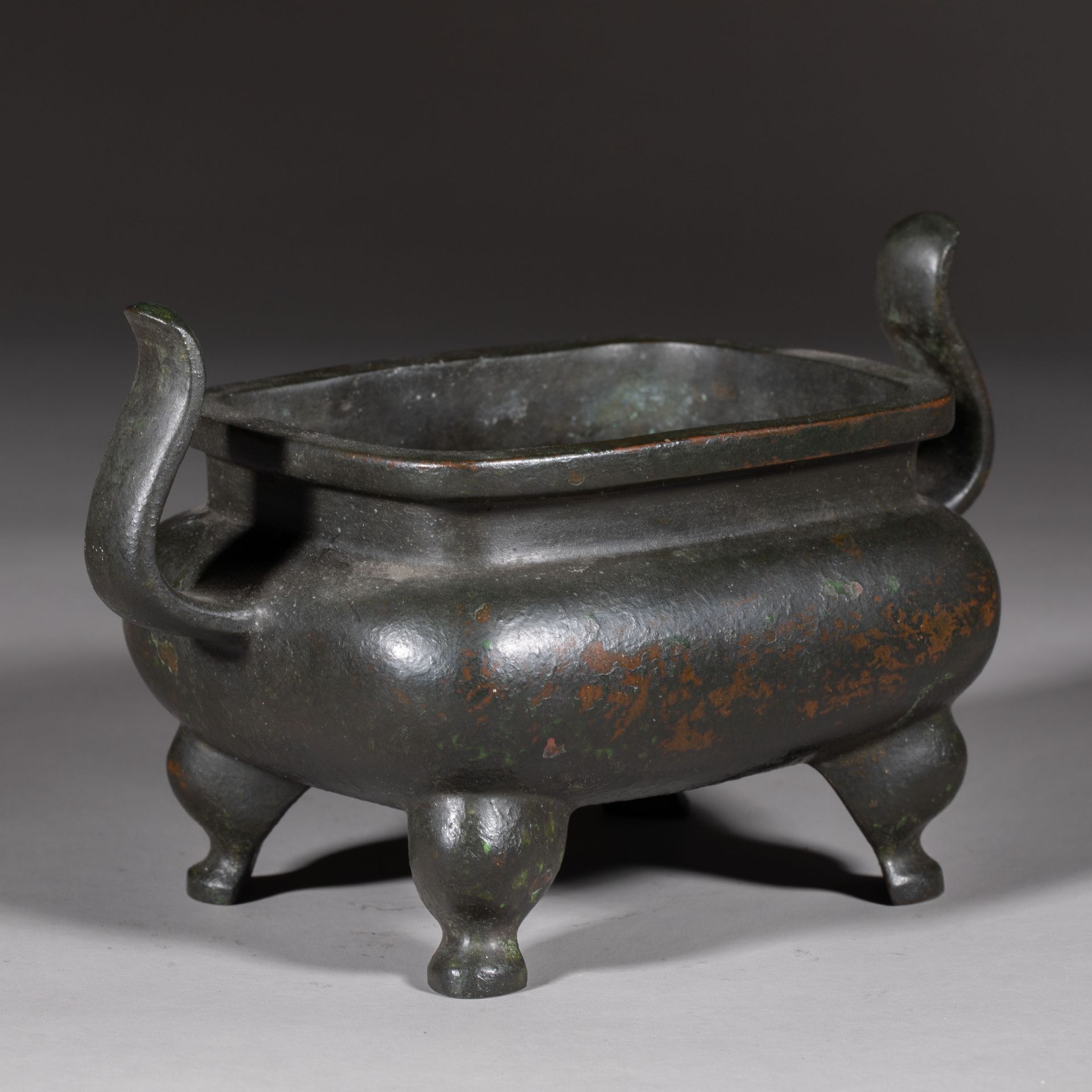 Qianlong copper incense burner  from Qing dynasty  - Image 4 of 7