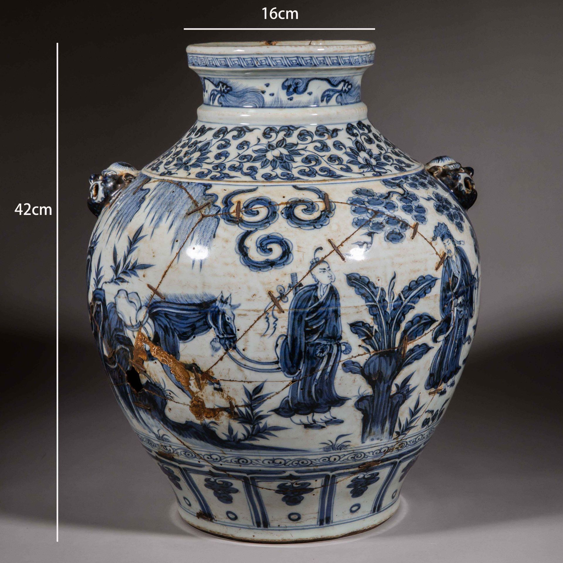 Blue and white porcelain vase from Yuan Dynasty - Image 2 of 9