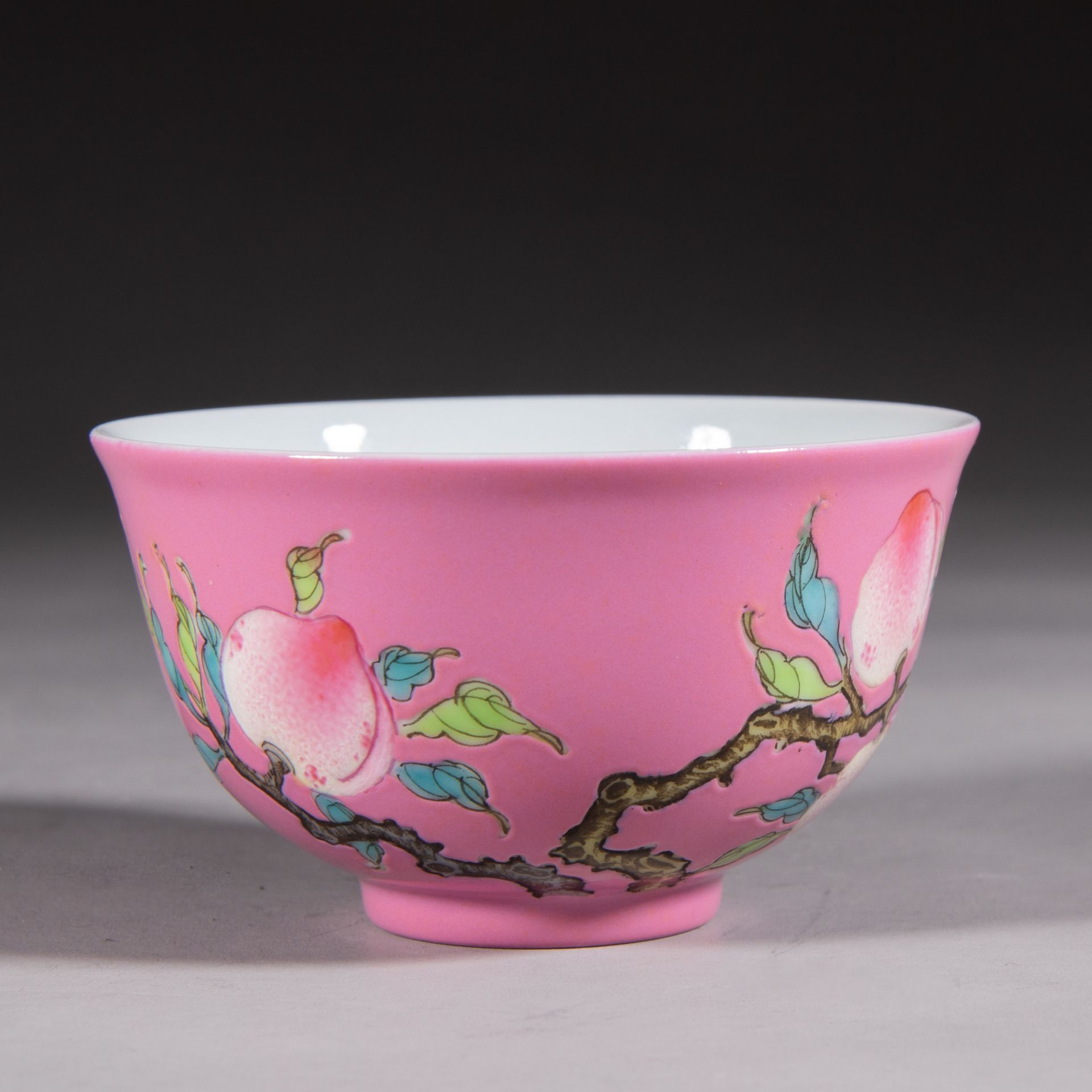 A set of Yongzheng pastel bowls from Qing dynasty - Image 5 of 7