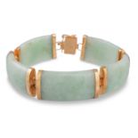 A JADE SET BRACELET, with 9ct gold mounts, length 7"/18 cm