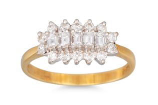 A DIAMOND CLUSTER RING, mounted in 18ct yellow gold. Estimated: weight of diamonds: 0.60 ct.,size