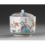 A JAPANESE PORCELAIN KAKIEMON POT WITH COVER, EDO PERIOD, 18TH CENTURY