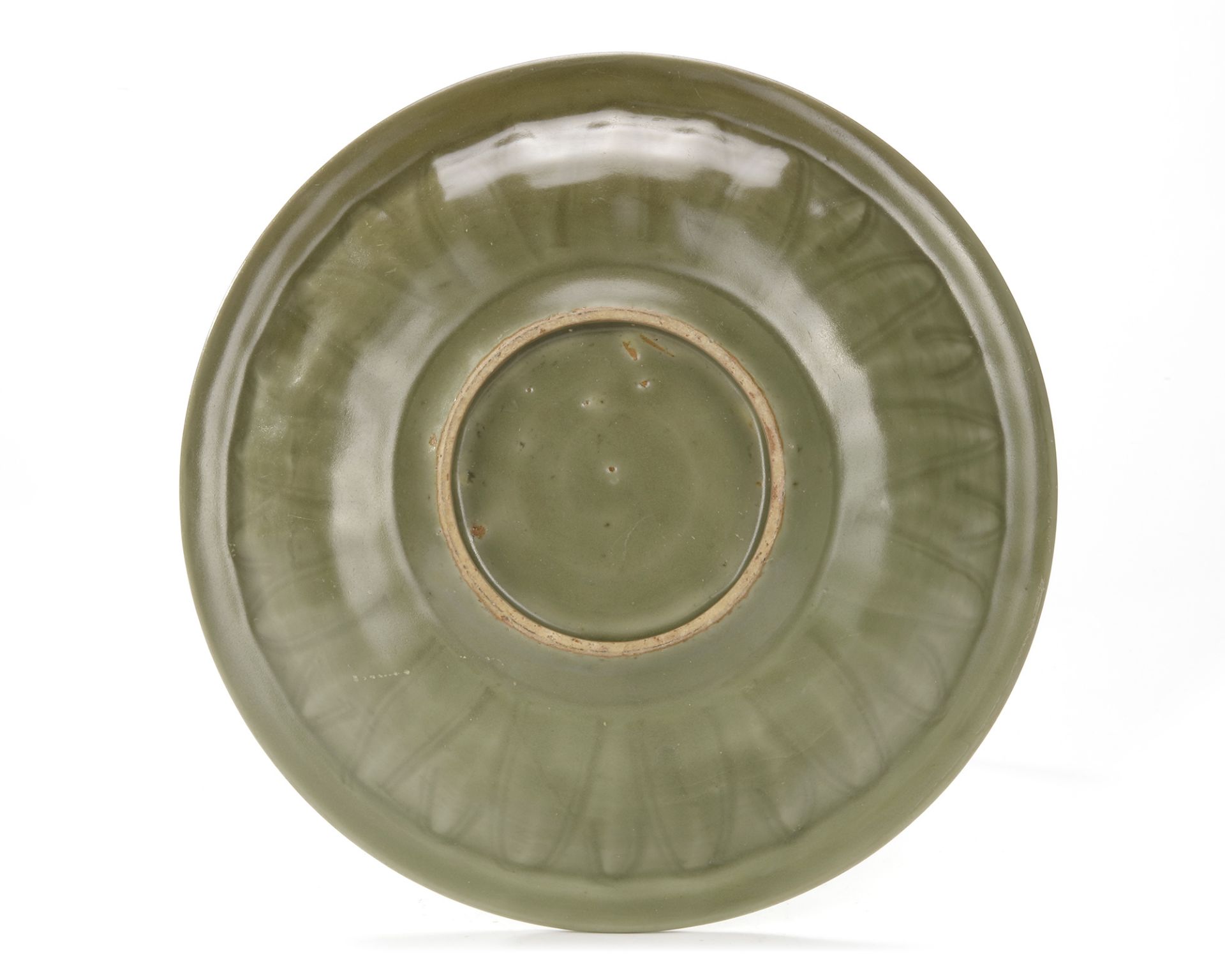 A CHINESE LONGQUAN CELADON TWIN FISH DISH, YUAN DYNASTY (1271-1368 AD) - Image 2 of 2