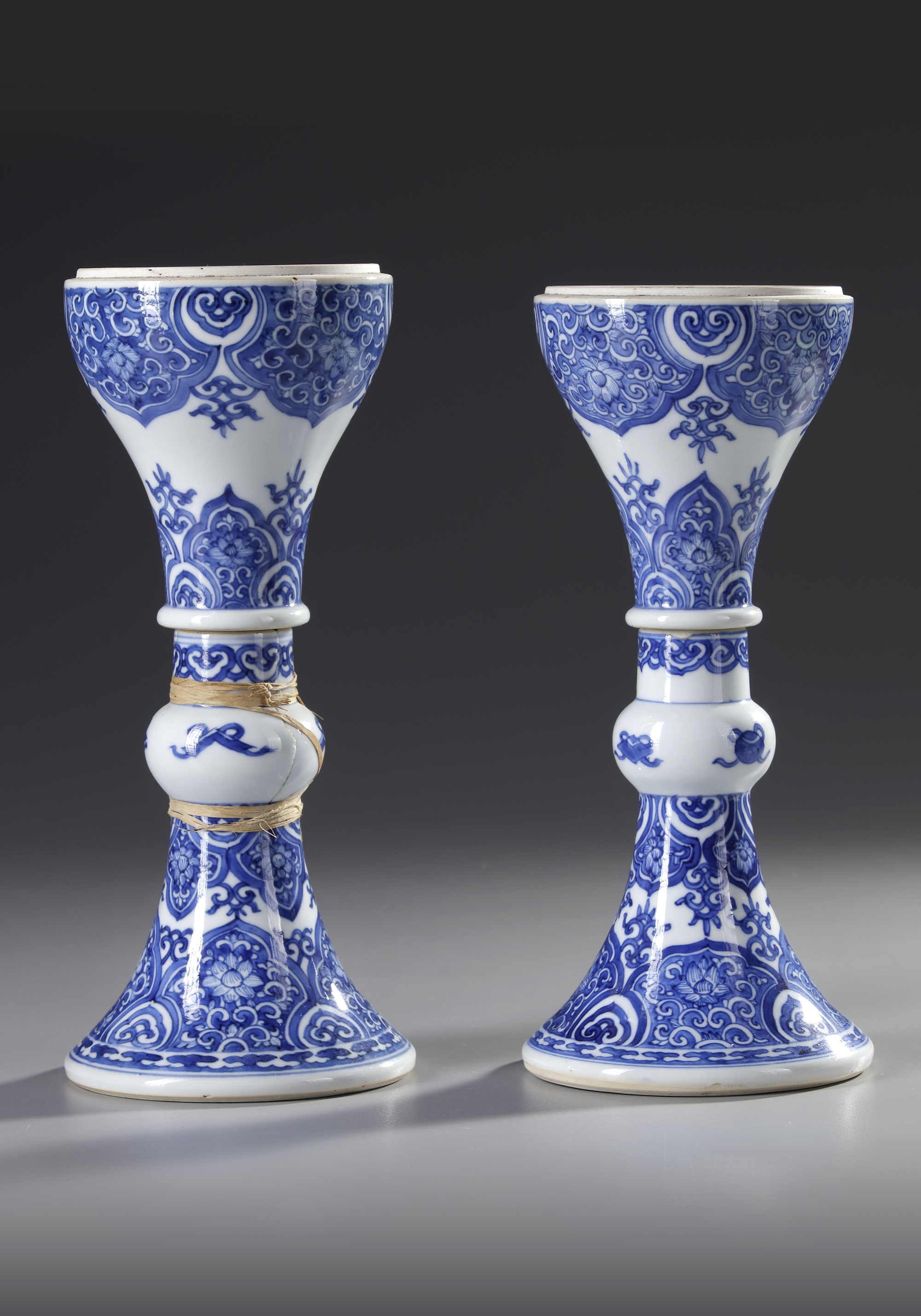 A PAIR OF BLUE AND WHITE POSSIBLY LANTERNS, KANGXI PERIOD (1662-1722)