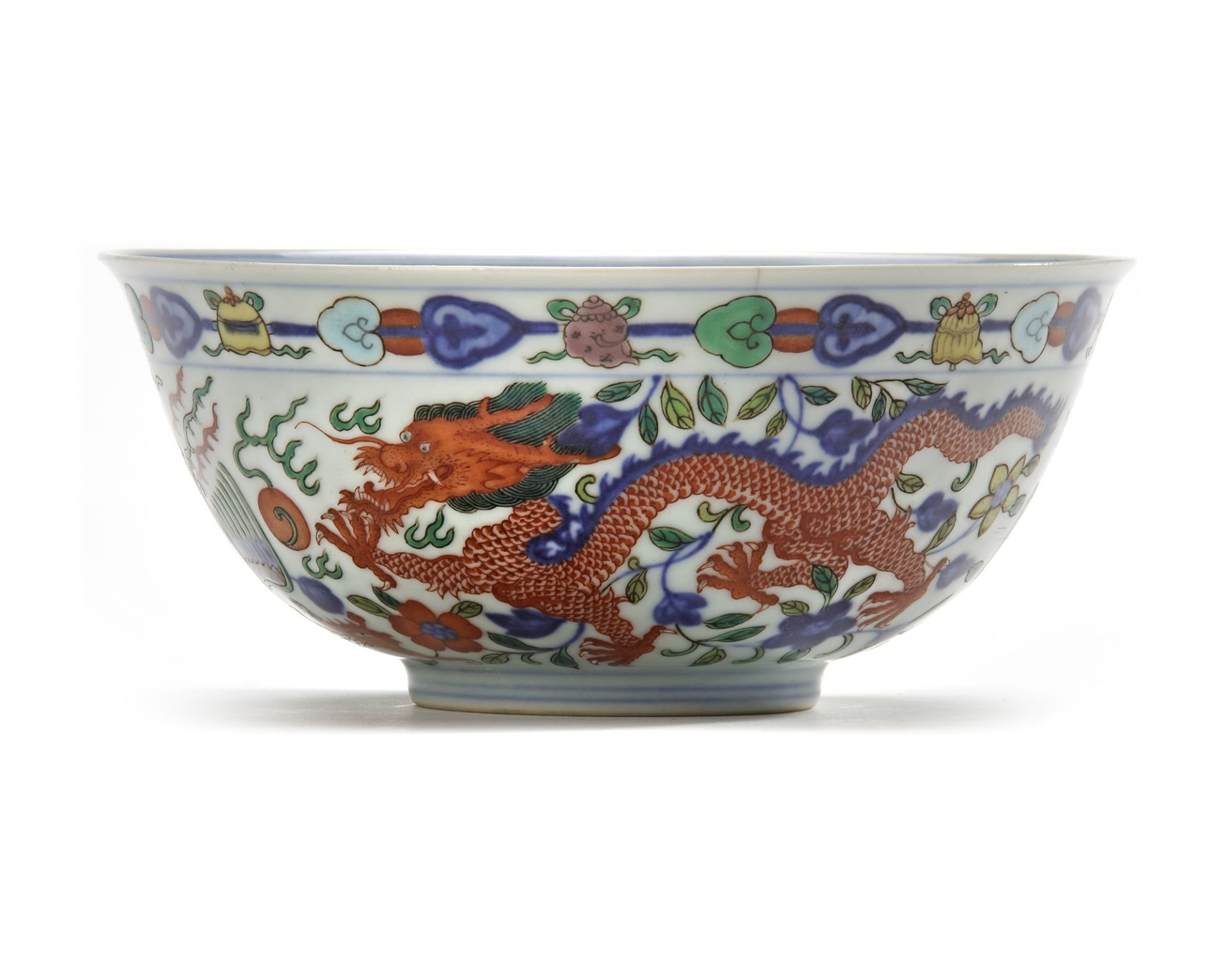 A CHINESE WUCAI DRAGON AND PHOENIX BOWL, QING DYNASTY (1636–1912)