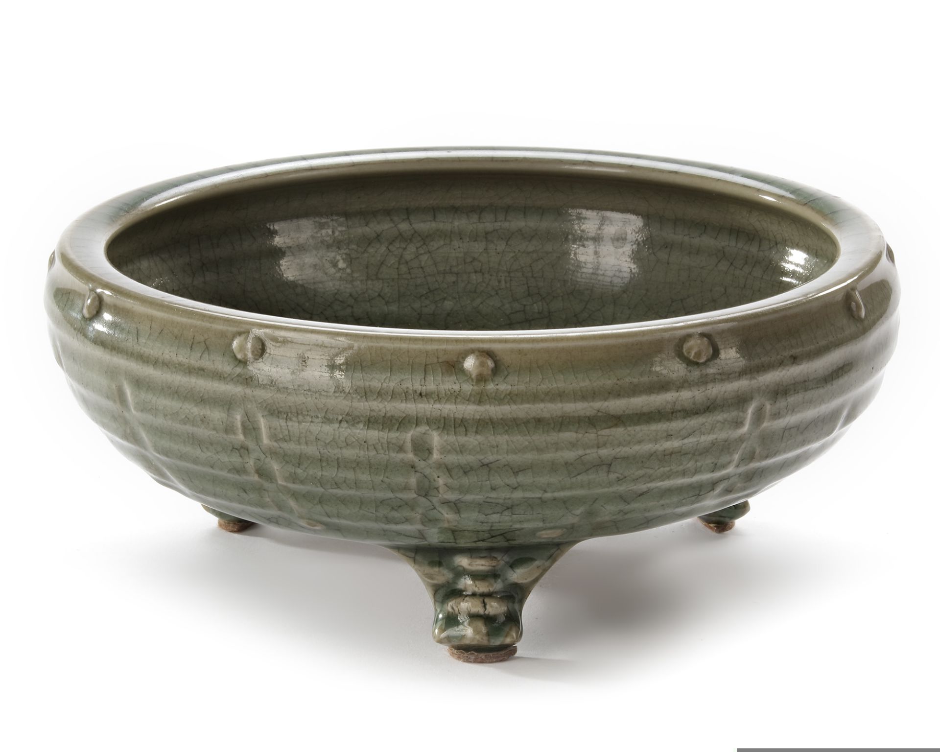 A CHINESE LONGQUAN CELADON 'EIGHT TRIGRAMS' TRIPOD CENSER, LATE YUAN, EARLY MING DYNASTY (13TH-14TH - Bild 2 aus 4