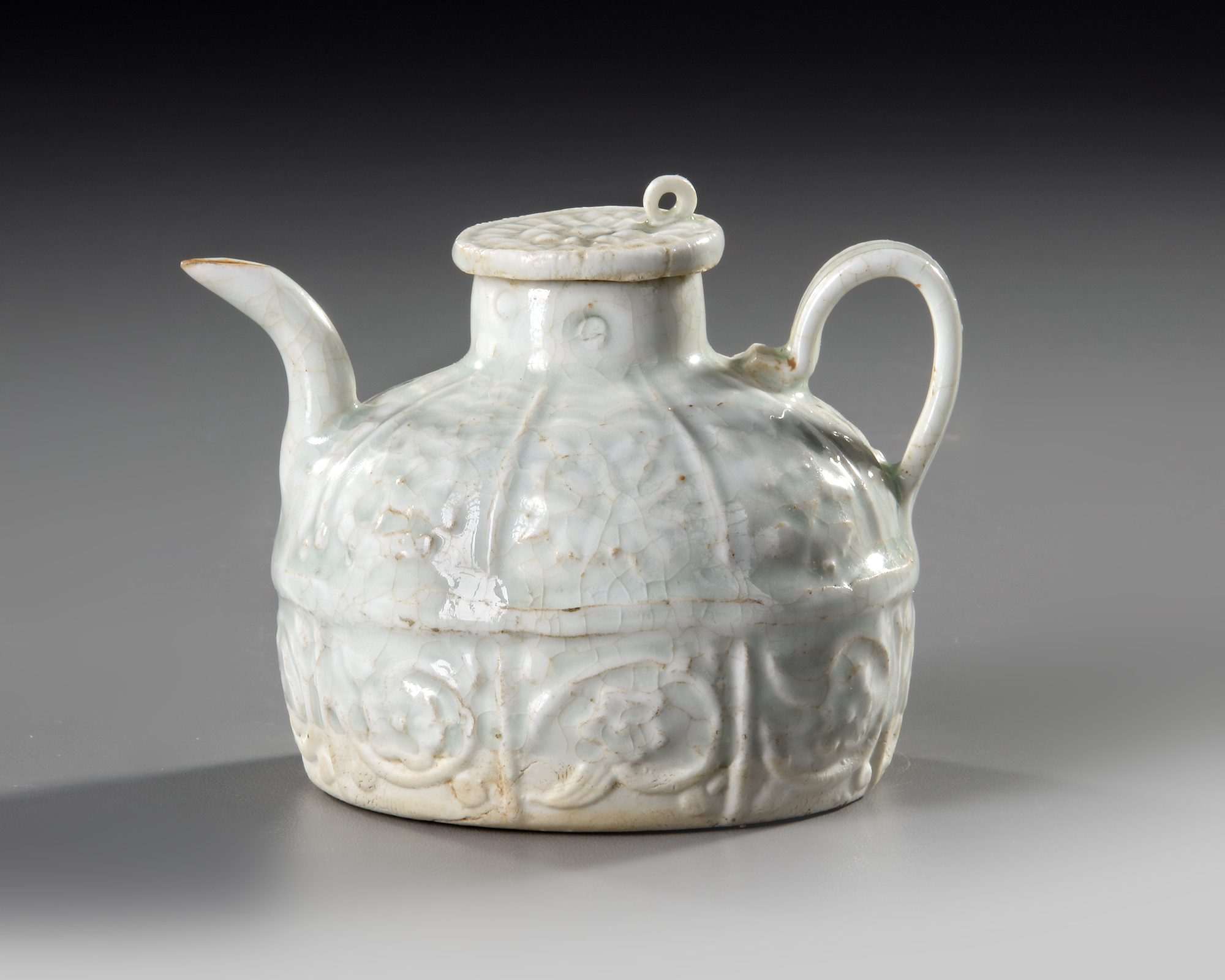 A SMALL CHINESE QINGBAI EWER, SONG DYNASTY (960-1279) - Image 2 of 5