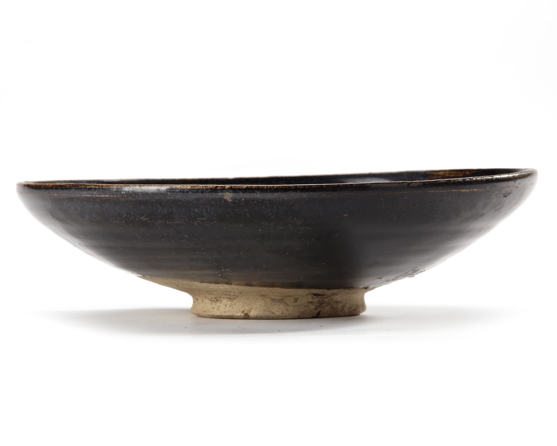 A CHINESE HENAN RUSSET PAINTED BLACK GLAZED BOWL, JIN DYNASTY (1115-1234) - Image 3 of 5