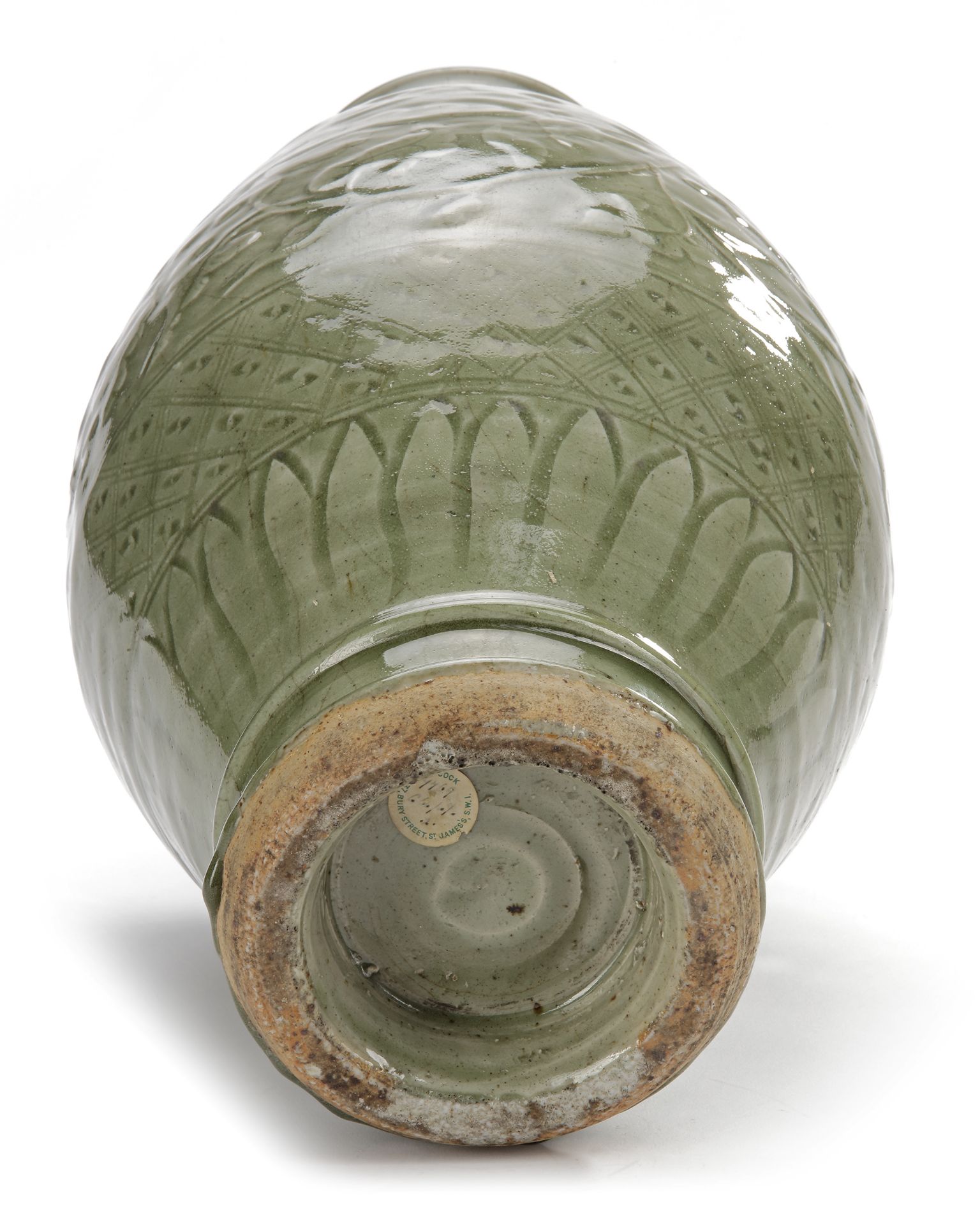 A LARGE CHINESE LONGQUAN CELADON VASE, MING DYNASTY (1368-1644) - Image 5 of 5