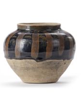 A CHINESE STRIPED HENAN JAR, SONG DYNASTY (960-1279)