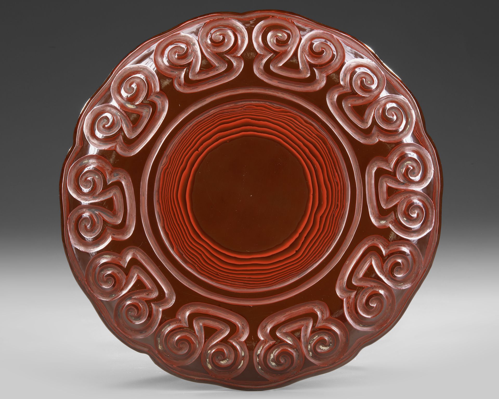 A CHINESE LACQUER CINNABAR DISH, MING DYNASTY (1368-1644 AD) - Image 4 of 4