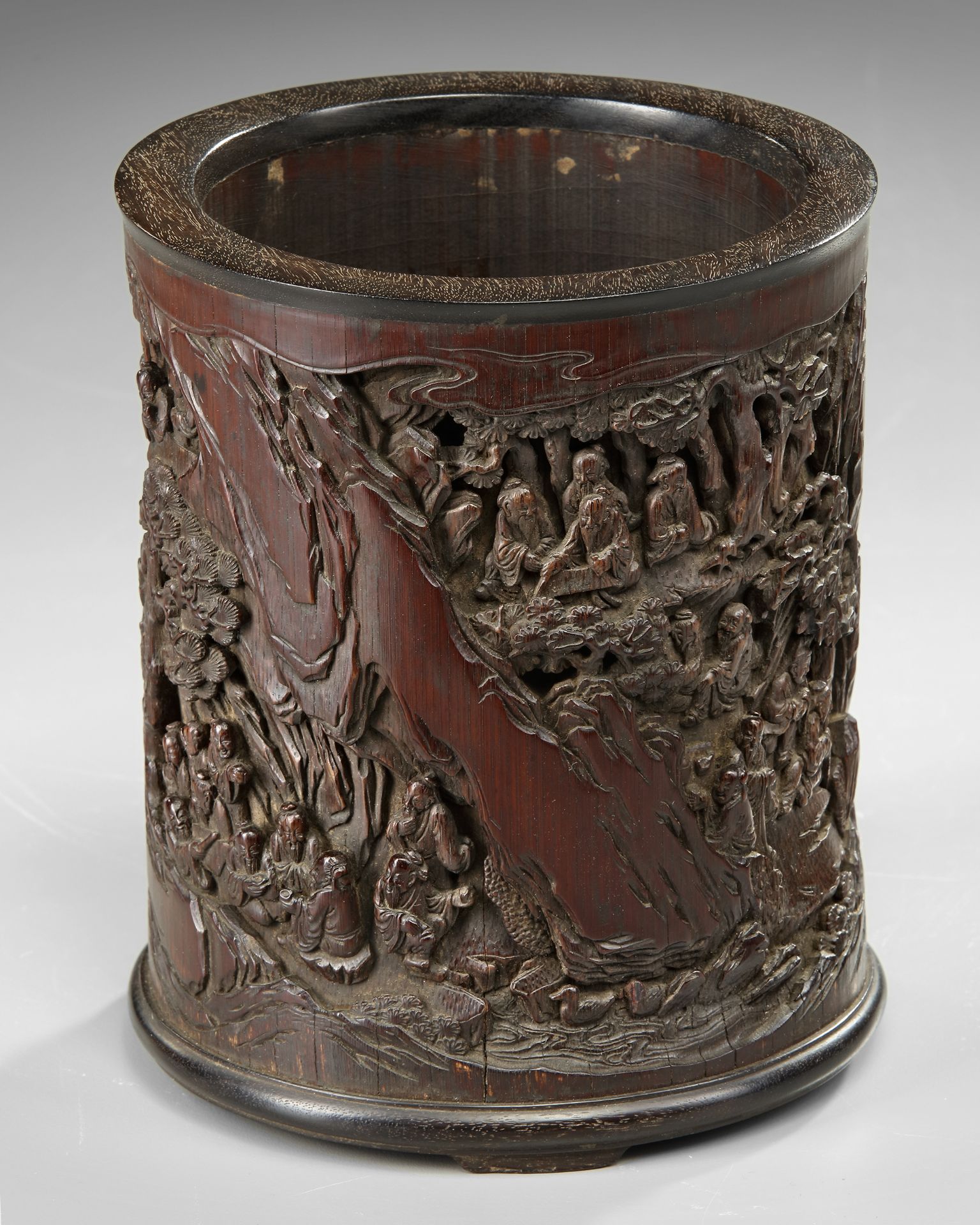 A CHINESE CARVED BAMBOO 'SCHOLARS' BRUSH POT, BITONG, 18TH-19TH CENTURY - Image 2 of 4