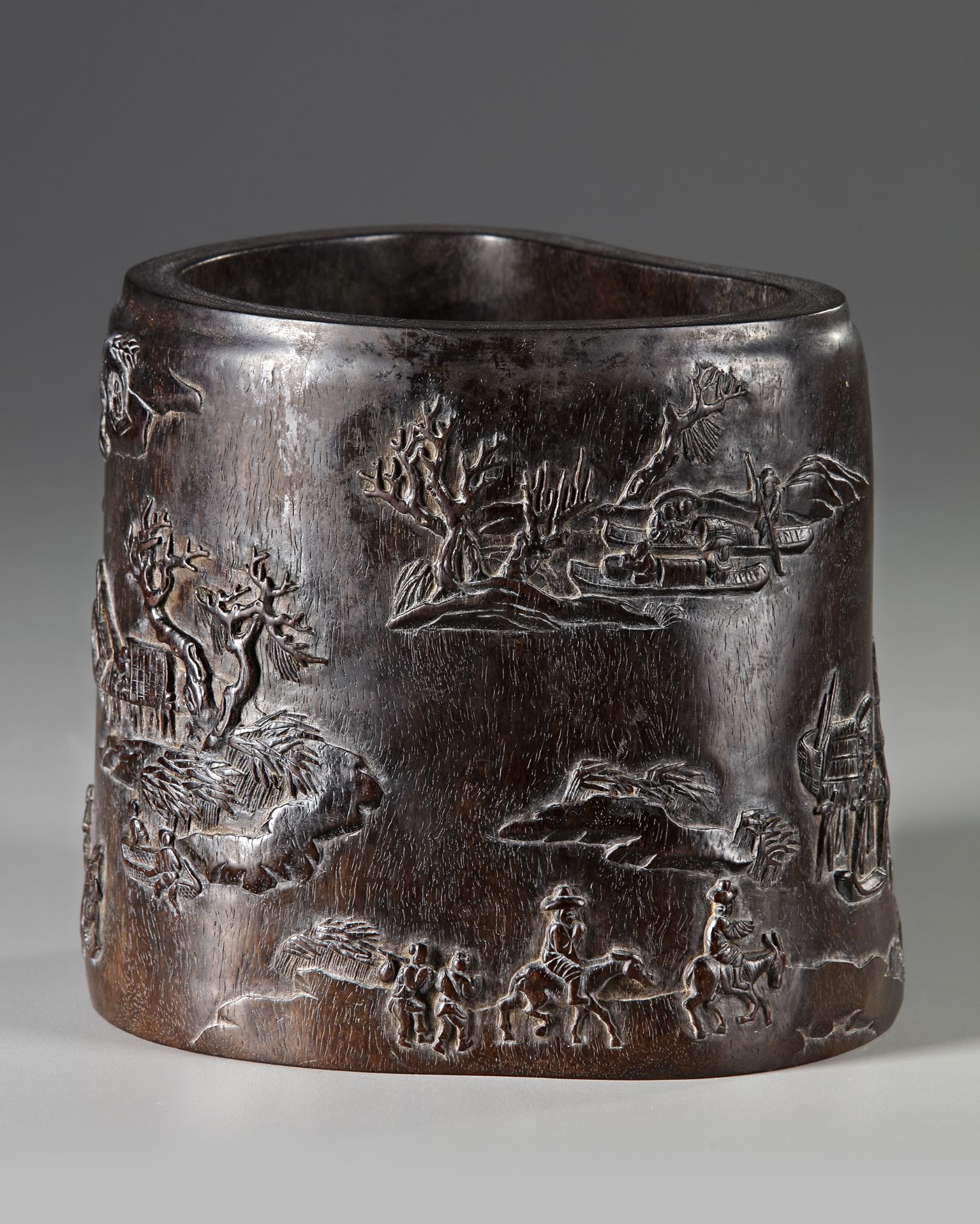 A CARVED ZITAN BRUSH POT, BITONG, QING DYNASTY - Bild 3 aus 5