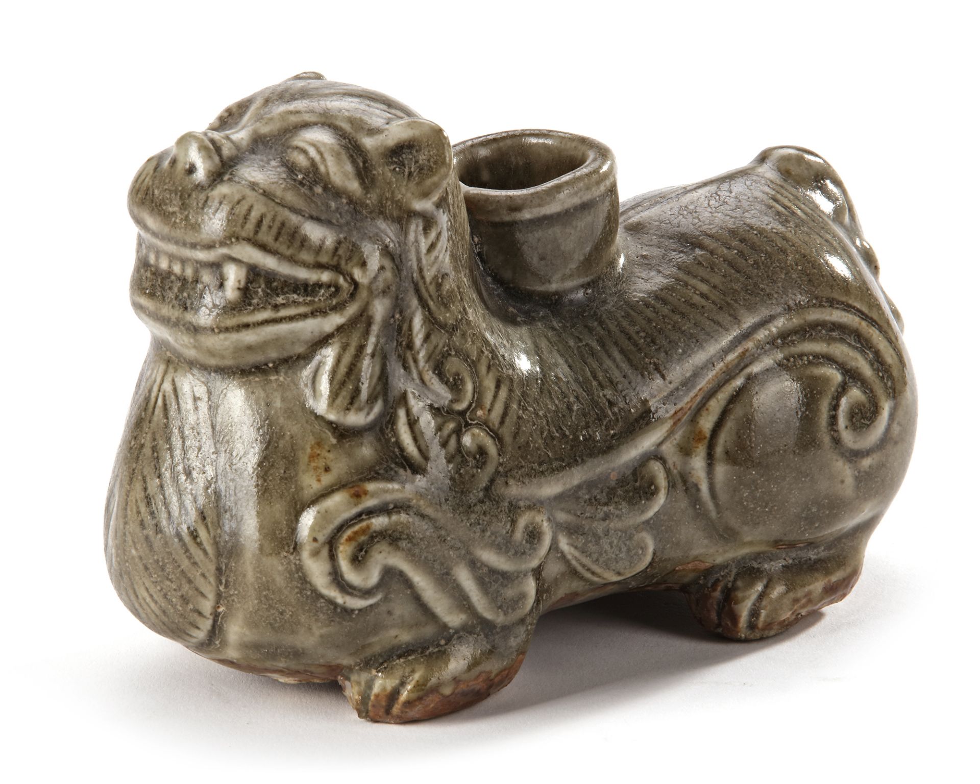 A CHINESE YUEYAO ZOOMORPHIC VESSEL, WESTERN JIN DYNASTY (265-317) - Image 3 of 6