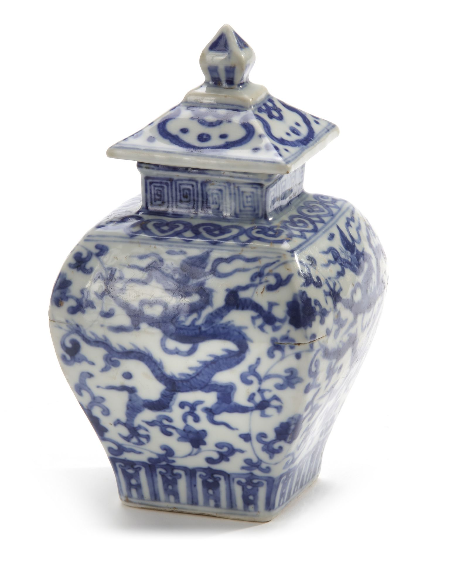 A. CHINESE BLUE AND WHITE FACETED DRAGON JAR WITH COVER, MING DYNASTY (1368-1644) - Image 3 of 5