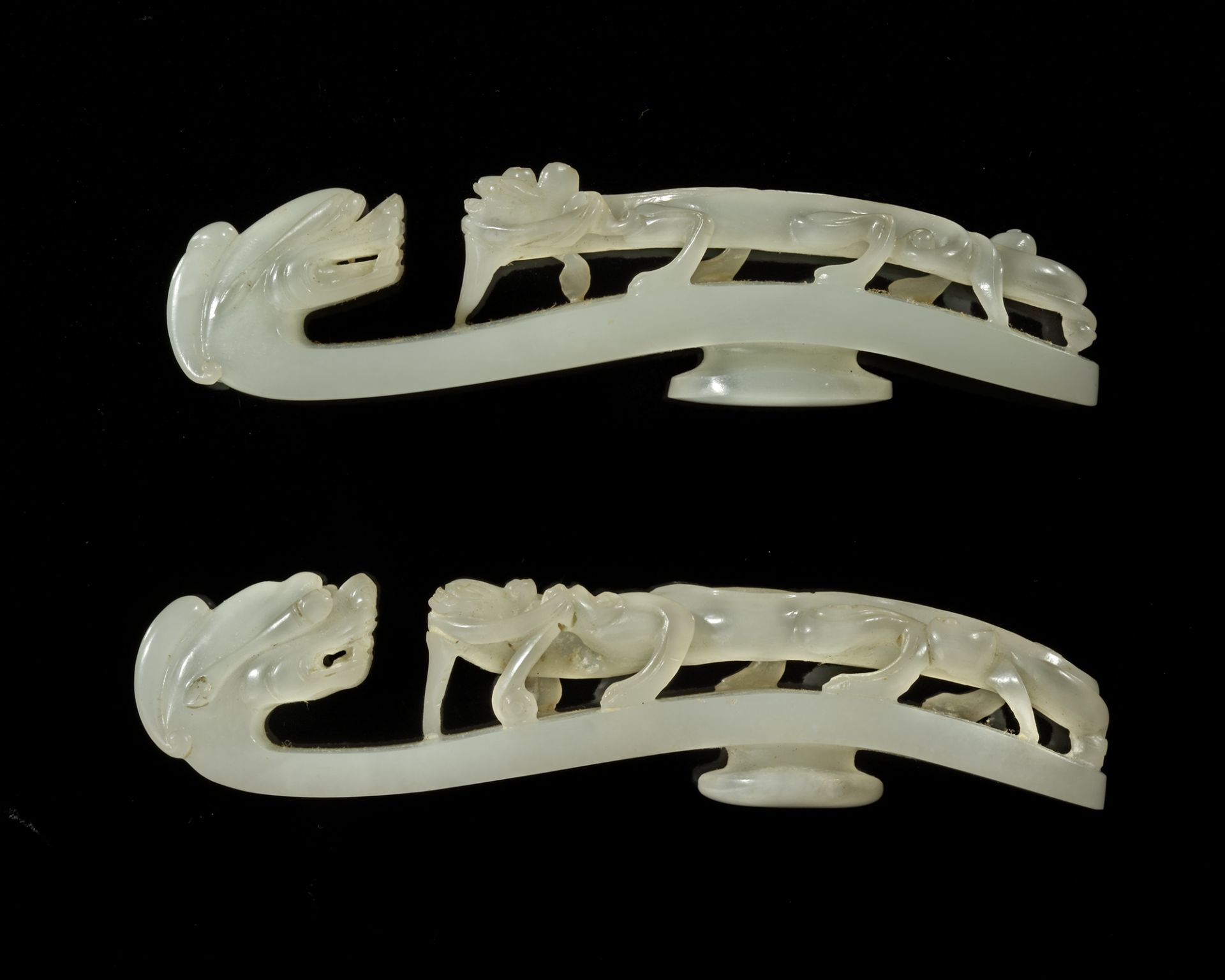 A CHINESE SET OF JADE BELTHOOKS, 19TH-20TH CENTURY - Image 3 of 3