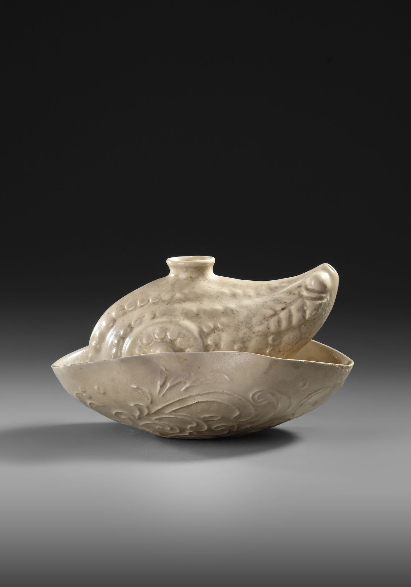 A CHINESE WHITE GLAZED FROG-FORM WATER DROPPER, MING DYNASTY (1368–1644) - Image 2 of 2