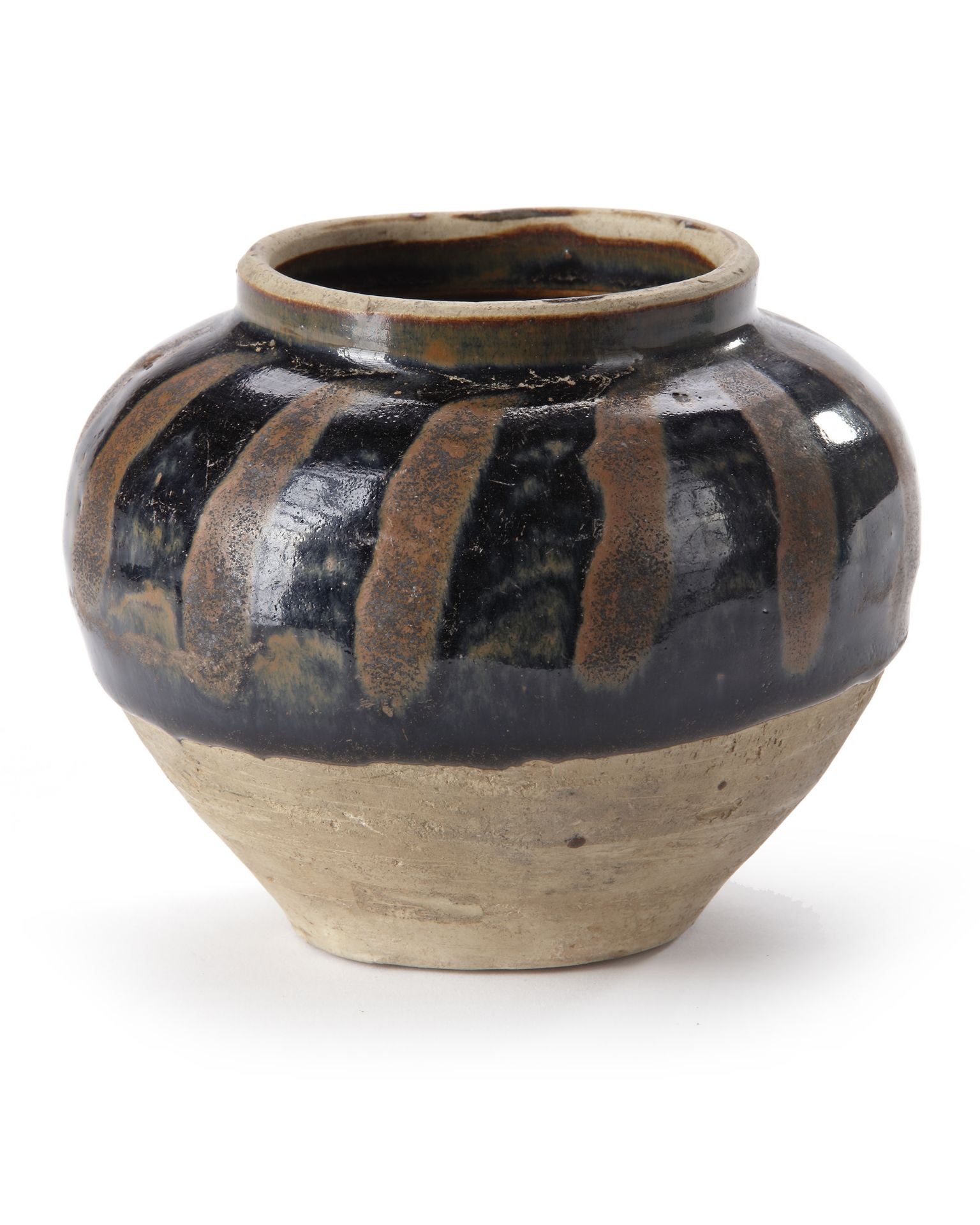 A CHINESE STRIPED HENAN JAR, SONG DYNASTY (960-1279) - Image 2 of 4