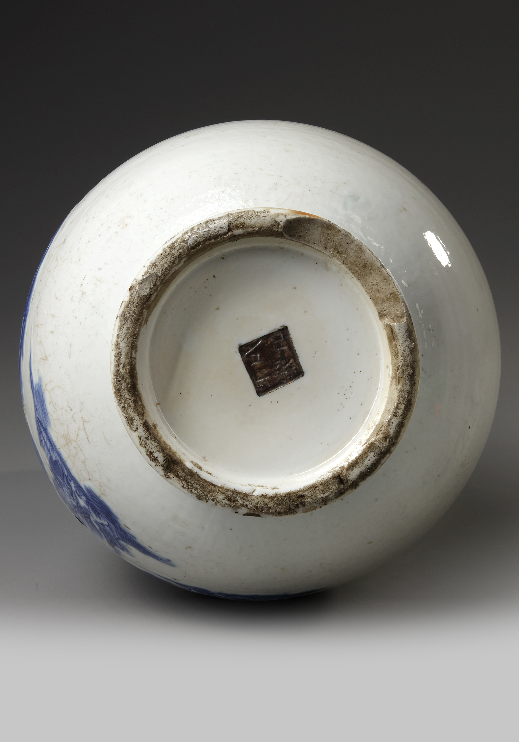 A CHINESE BLUE AND WHITE VASE, 19TH CENTURY - Image 5 of 6