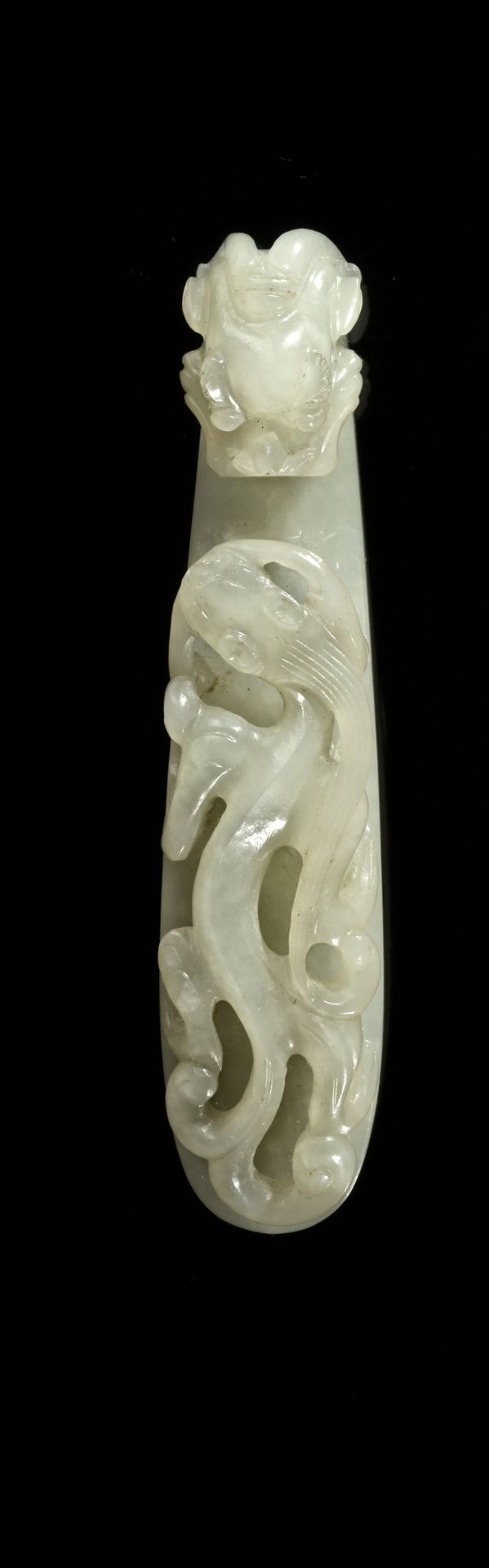 A CHINESE JADE BELT HOOK, 19TH-20TH CENTURY - Image 4 of 6