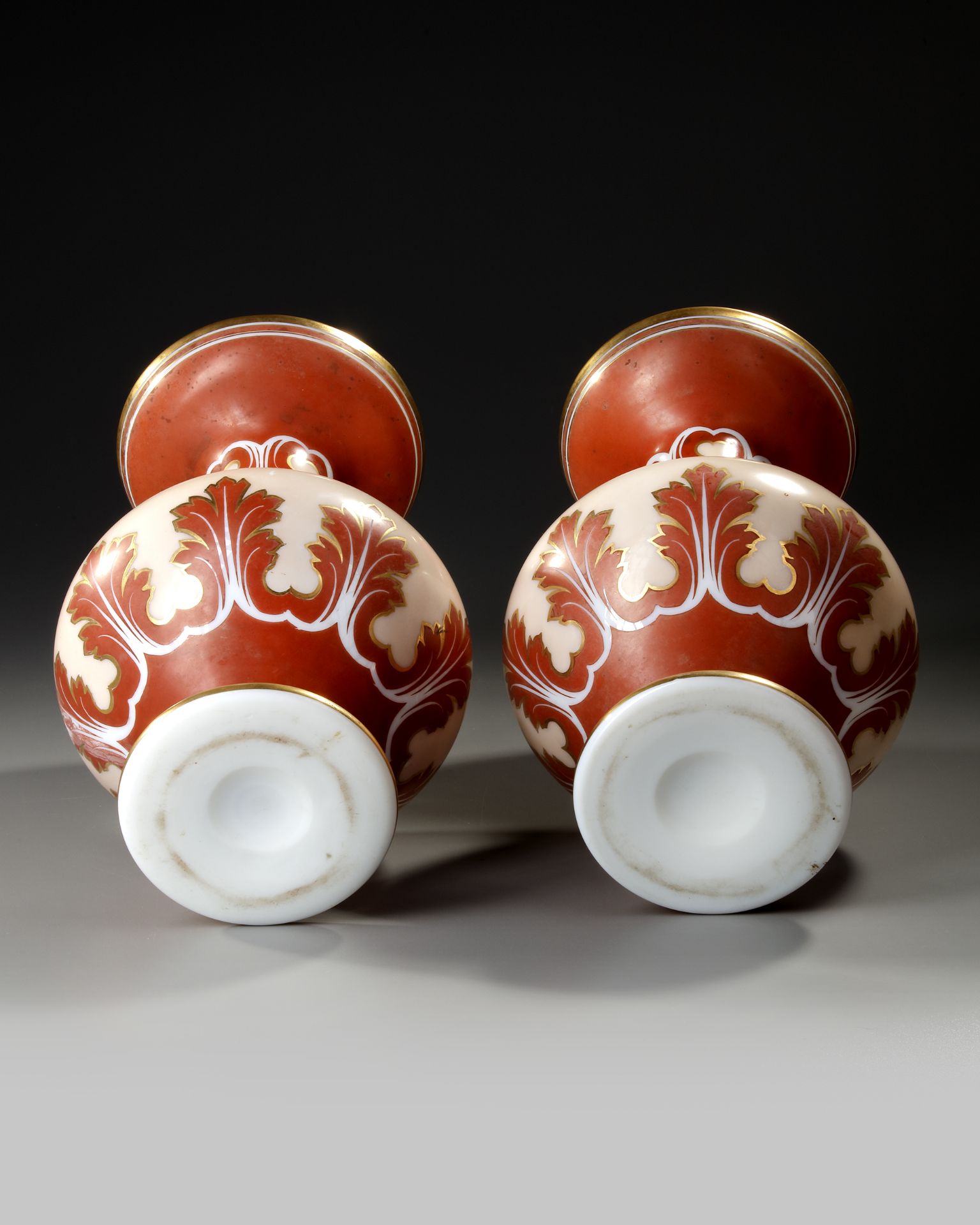 A PAIR OF OPALINE BACCARAT VASES, FRANCE, 19TH CENTURY - Image 6 of 6