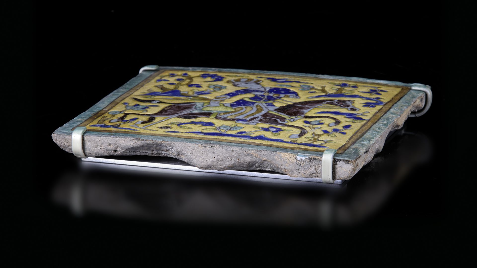 FIVE CUERDA SECA POTTERY TILES, PERSIA ZAND DYNASTY, 18TH CENTURY - Image 7 of 7