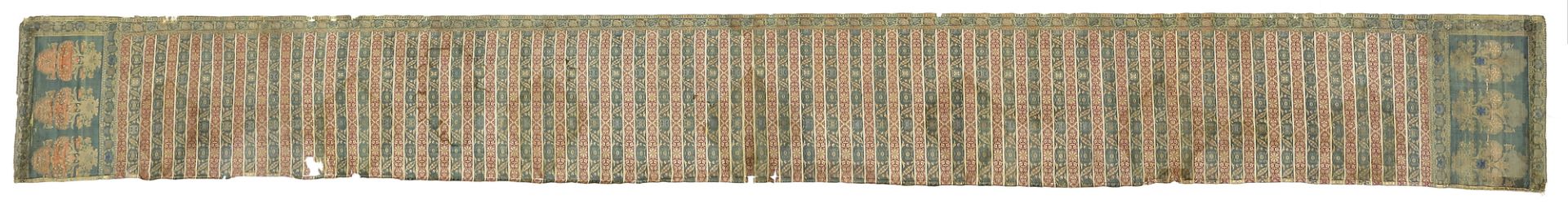A SAFAVID SILK AND METAL THREAD SASH, PERSIA, 18TH CENTURY