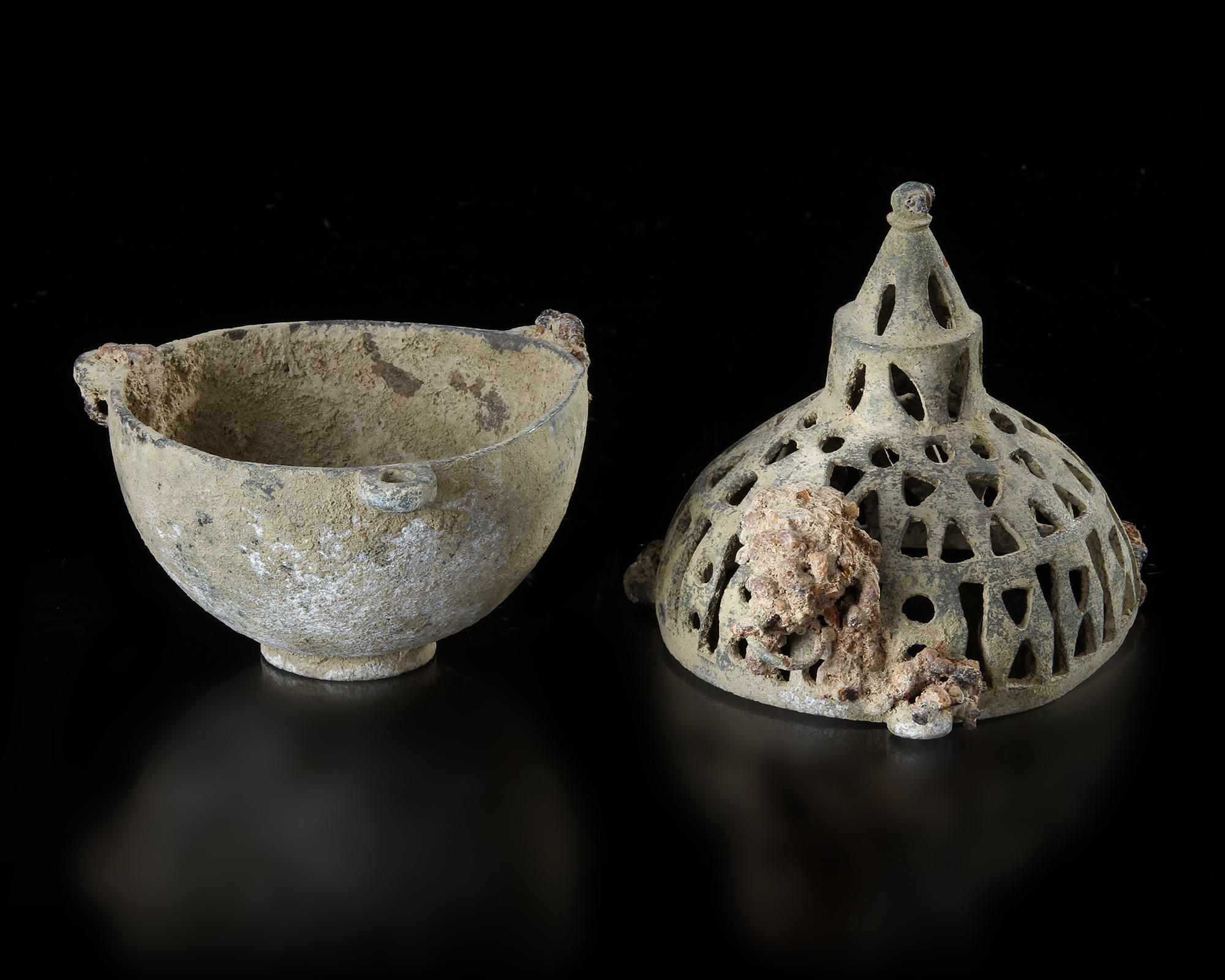 AN ISLAMIC SPHERICAL OPENWORK INCENSE BURNER, SPAIN, 12TH CENTURY - Image 3 of 5