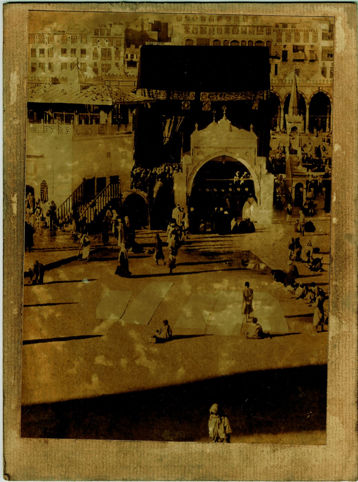 A COLLECTION OF SEVEN OLD PHOTOGRAPHS OF MECCA, MEDINA, THE MAHMAL AND THE HAJJ, EARLY 20TH CENTURY - Image 4 of 8