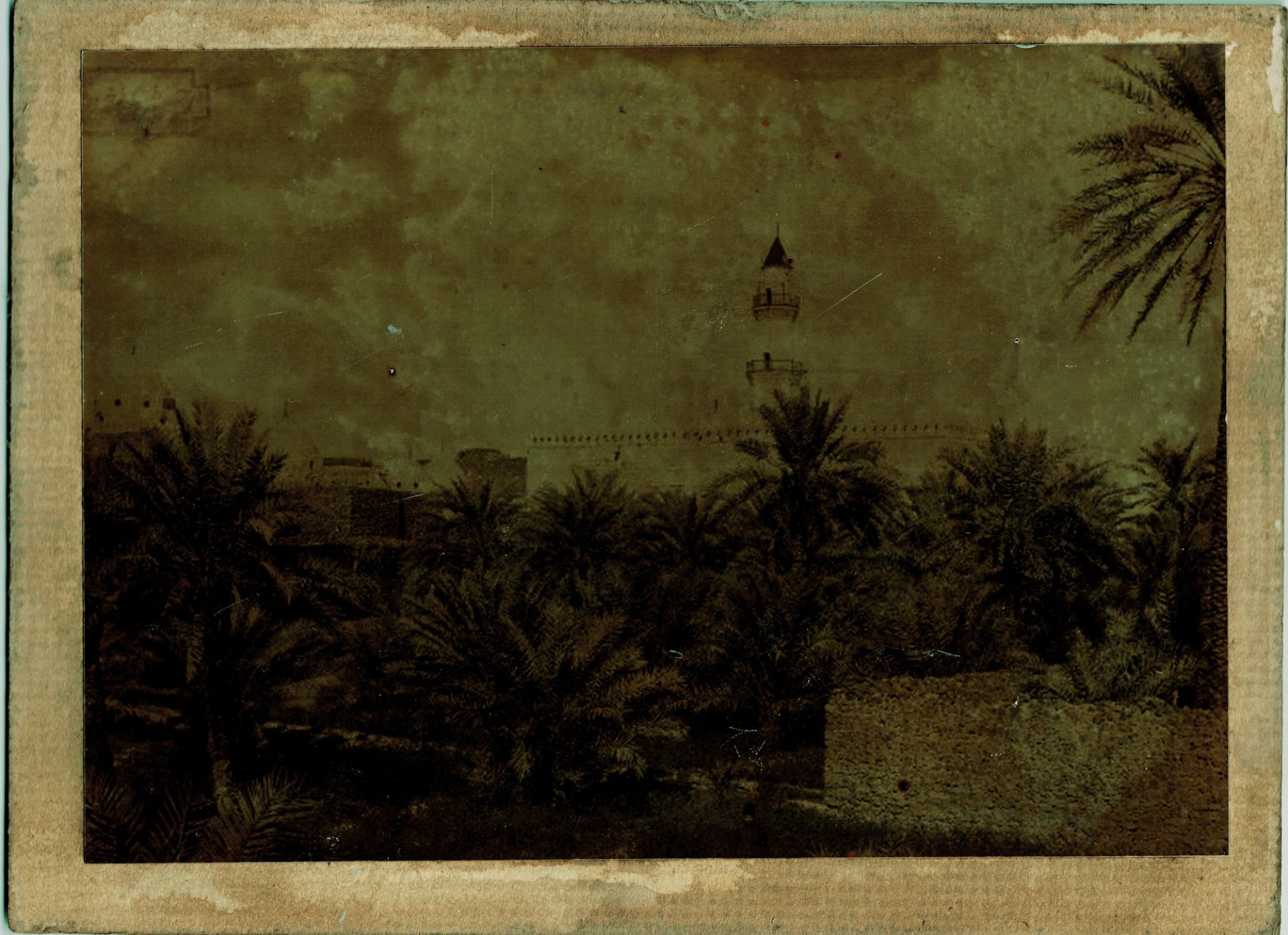 A COLLECTION OF SEVEN OLD PHOTOGRAPHS OF MECCA, MEDINA, THE MAHMAL AND THE HAJJ, EARLY 20TH CENTURY - Image 3 of 8